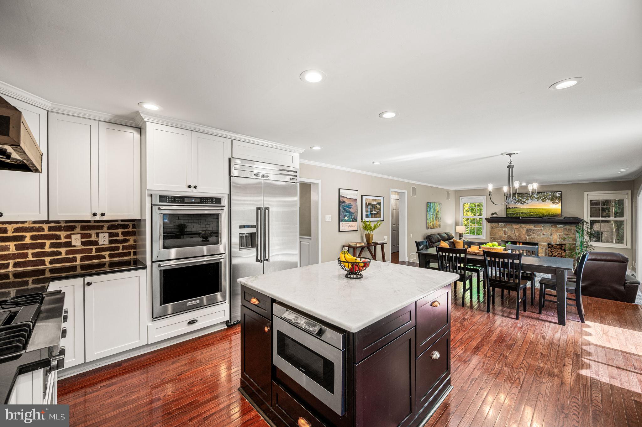 SOMERSET LAKE - Residential