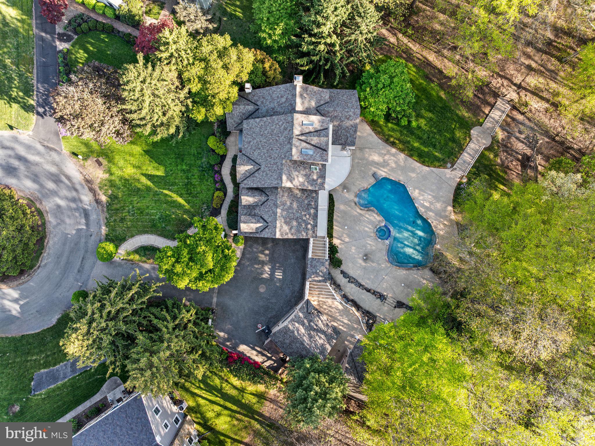 SOMERSET LAKE - Residential