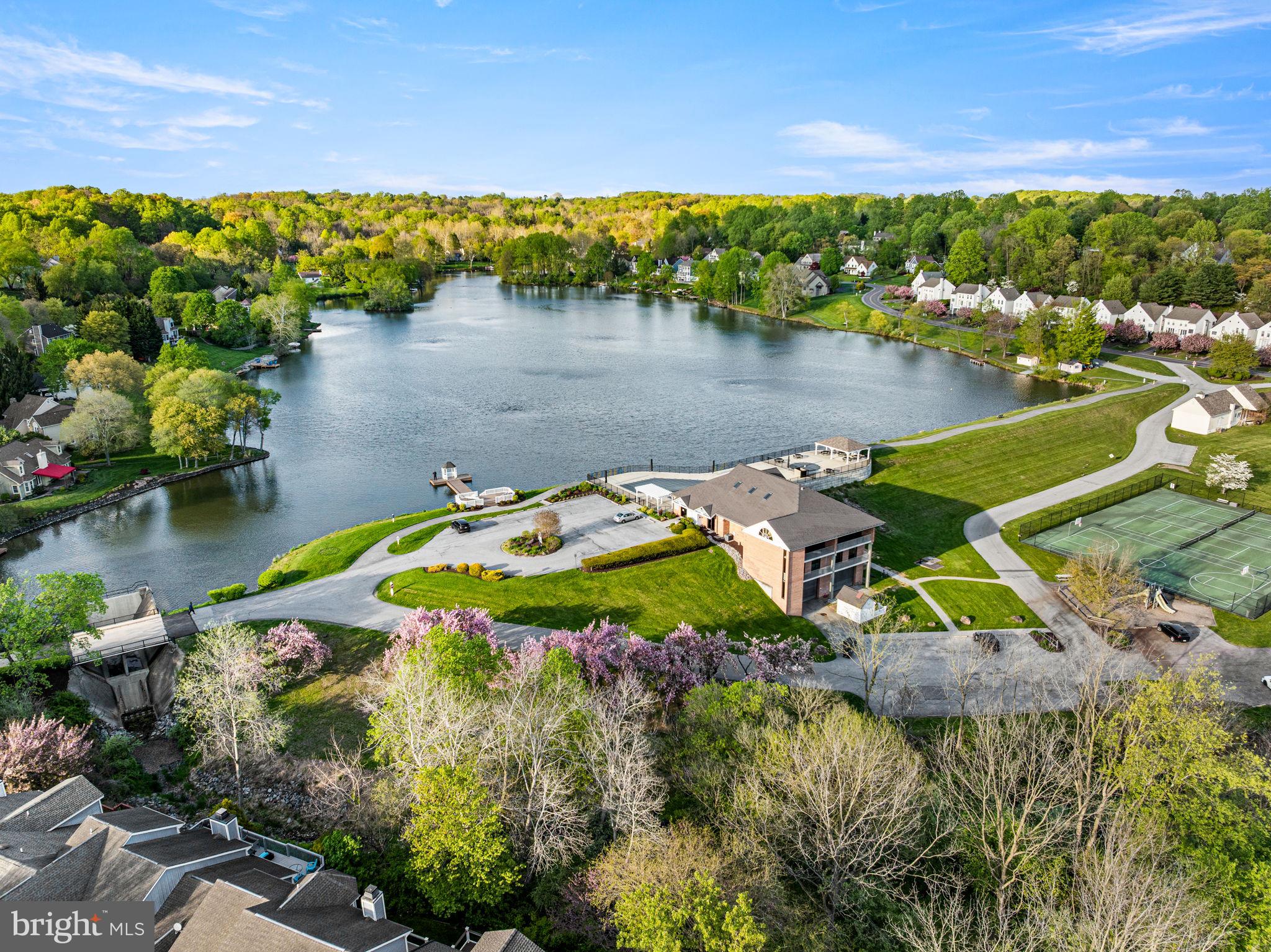 SOMERSET LAKE - Residential