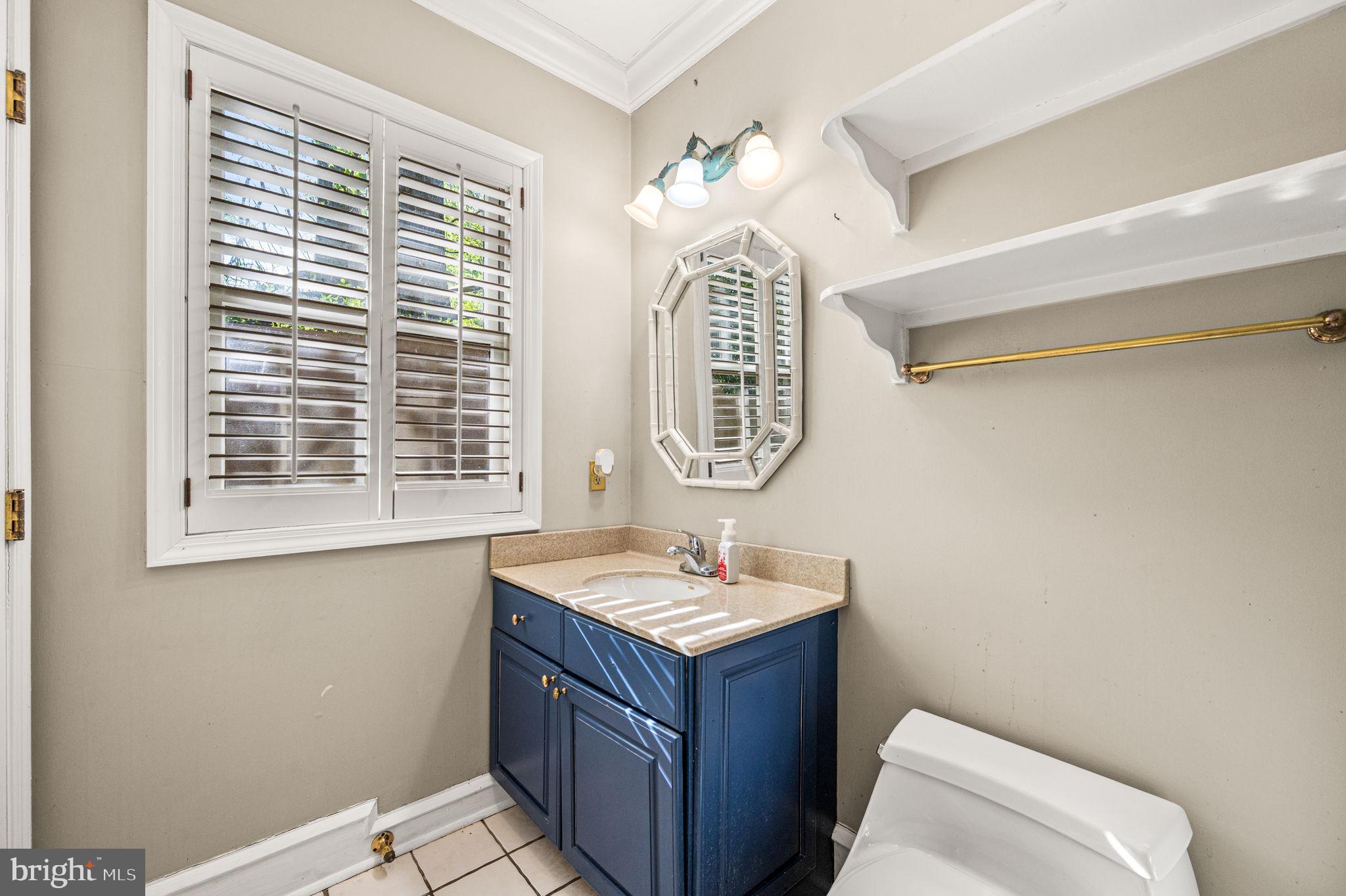 SOMERSET LAKE - Residential