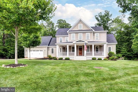 3225 OAK BRANCH LANE TOANO VA 23168