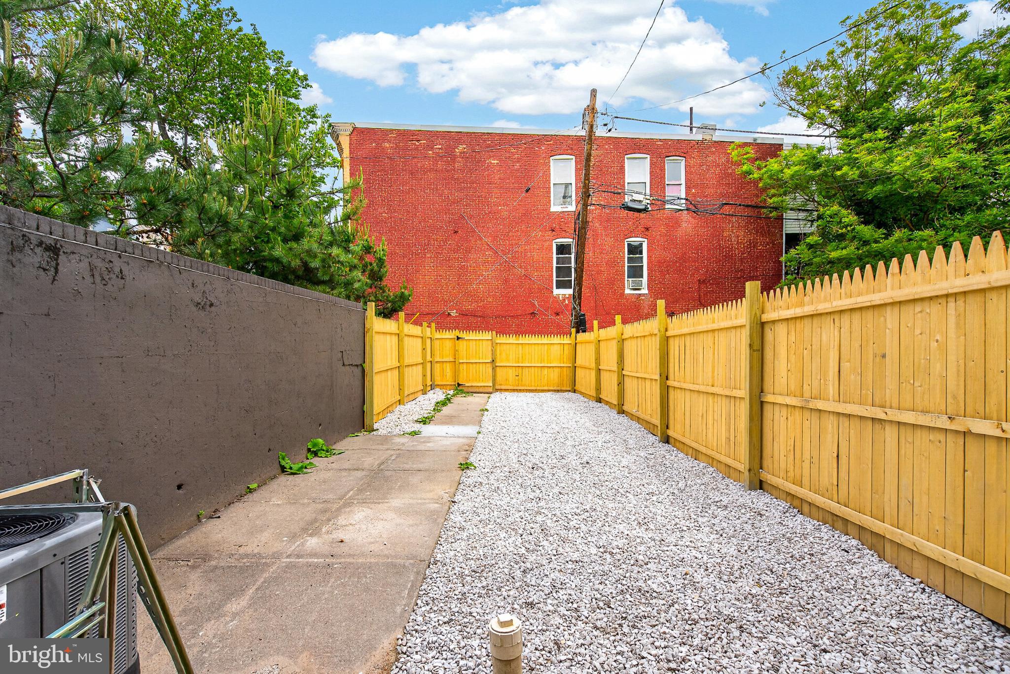 BARCLAY - Residential