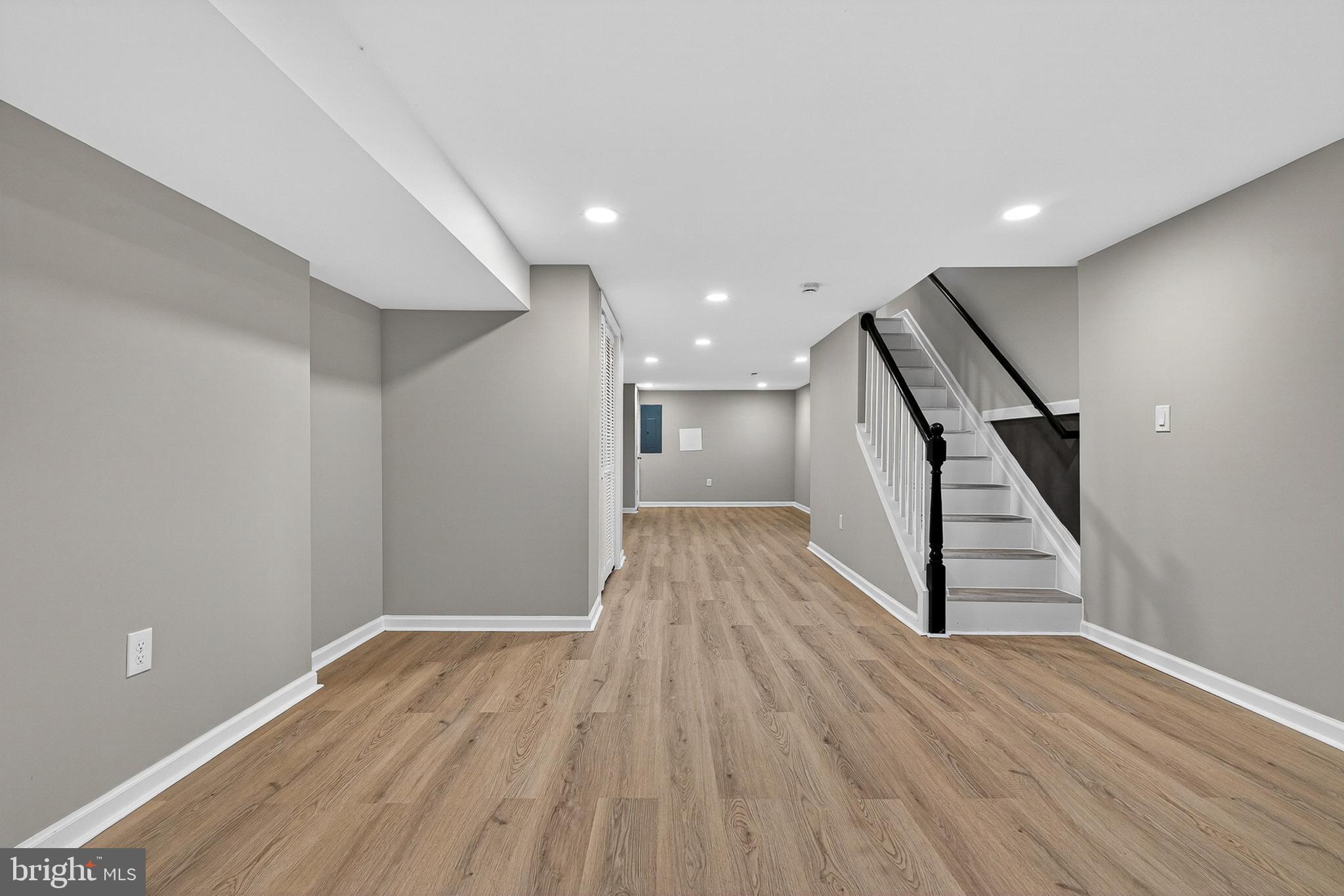 BARCLAY - Residential
