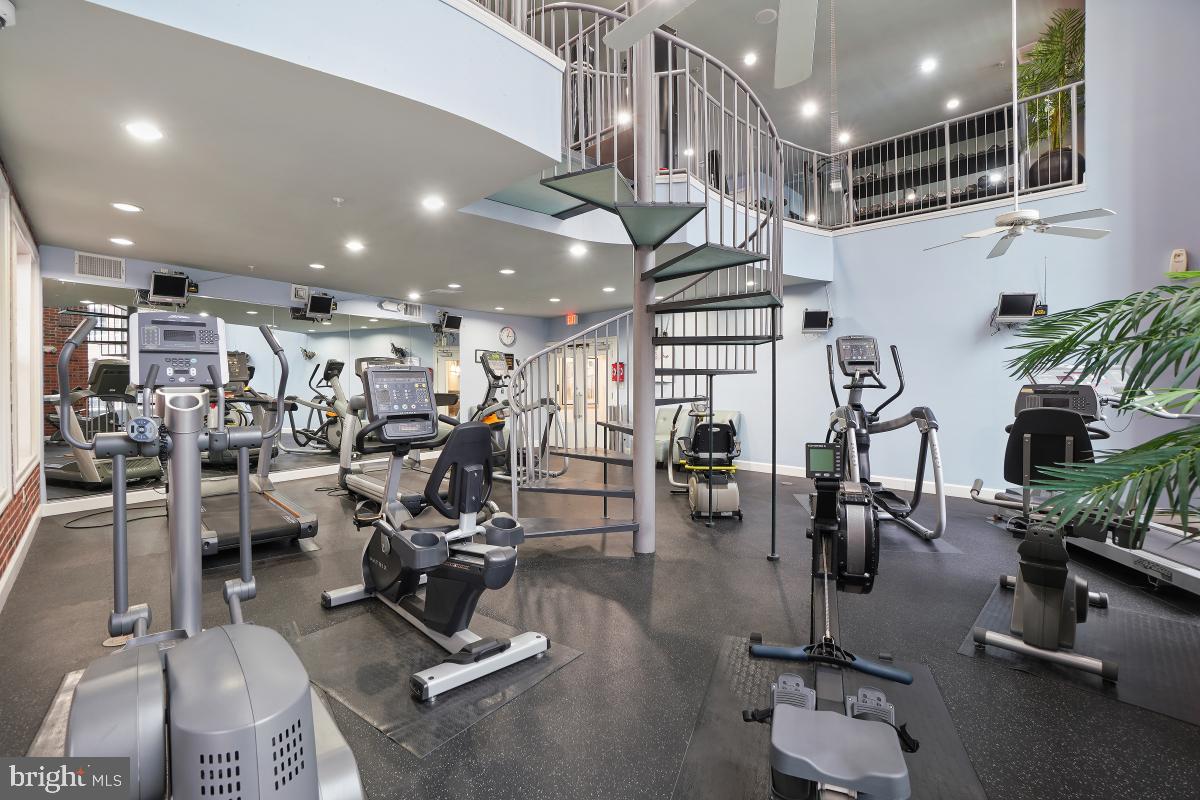 COLONNADE AT KENTLANDS - Residential