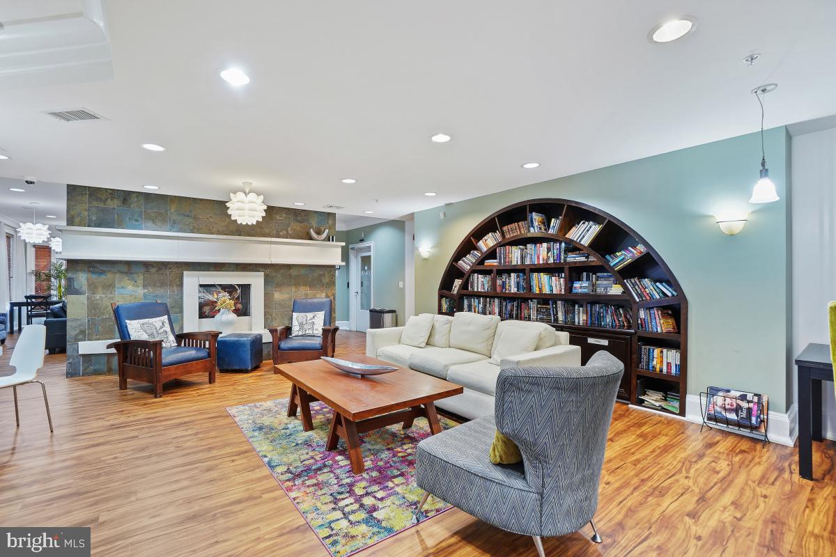 COLONNADE AT KENTLANDS - Residential