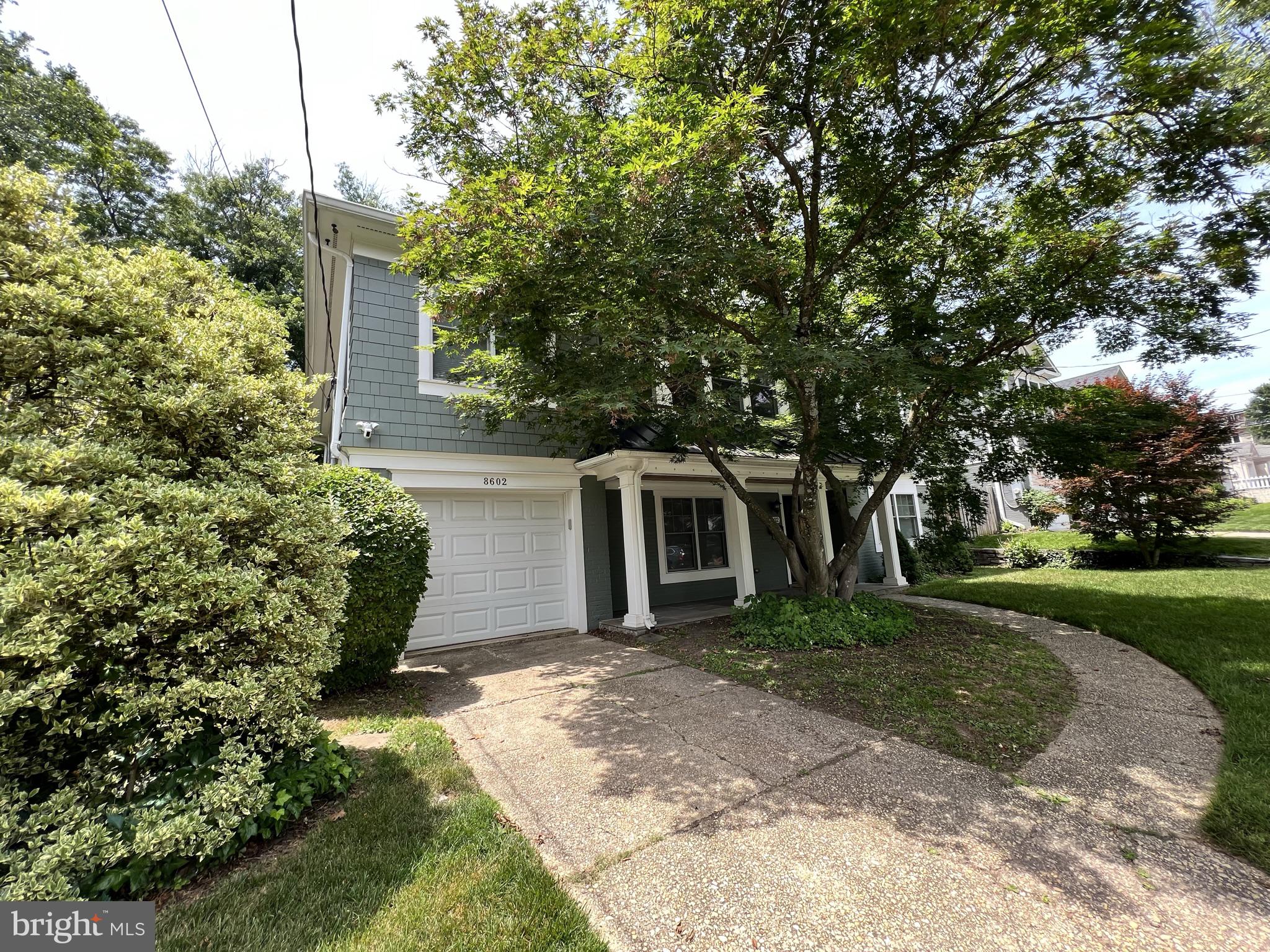 ROCK CREEK KNOLLS - Residential Lease