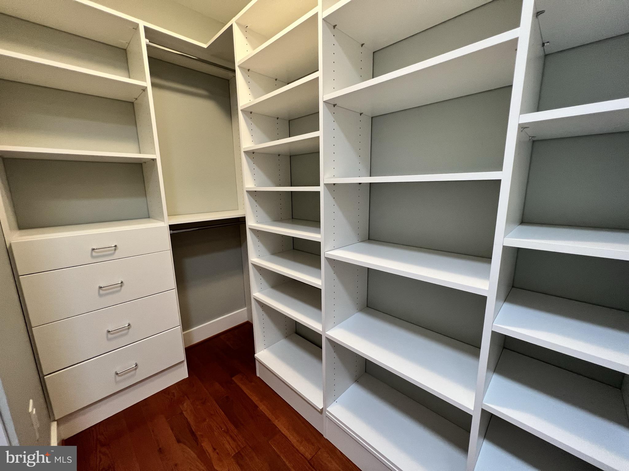 ROCK CREEK KNOLLS - Residential Lease