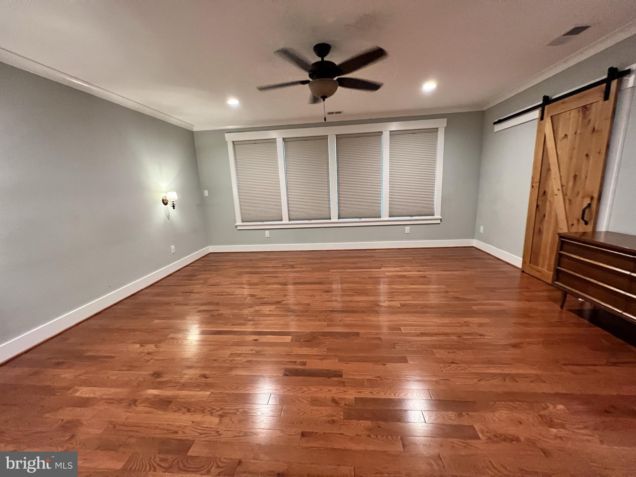 ROCK CREEK KNOLLS - Residential Lease