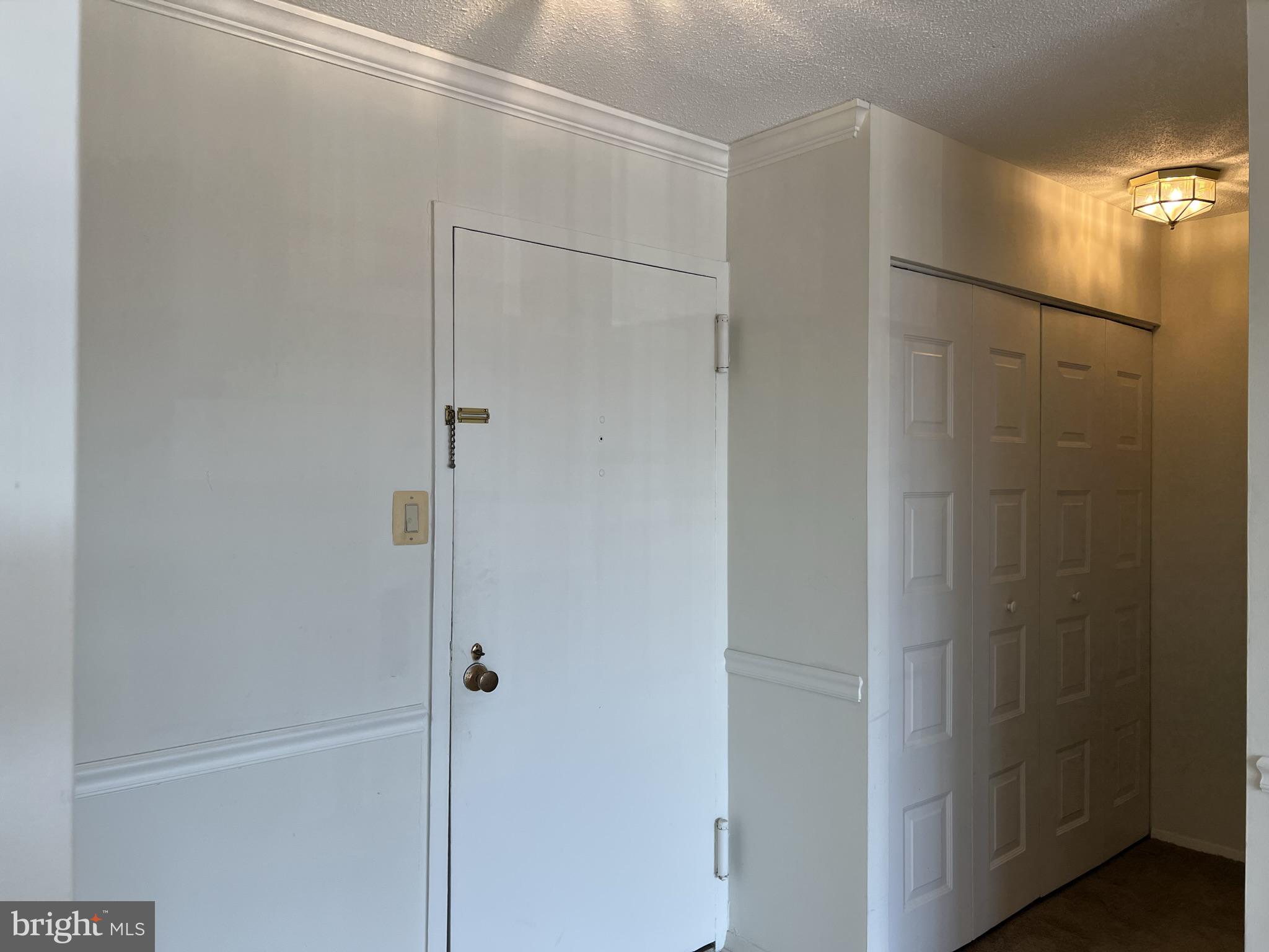 TOWERS IN WESTCHESTER PARK - Residential