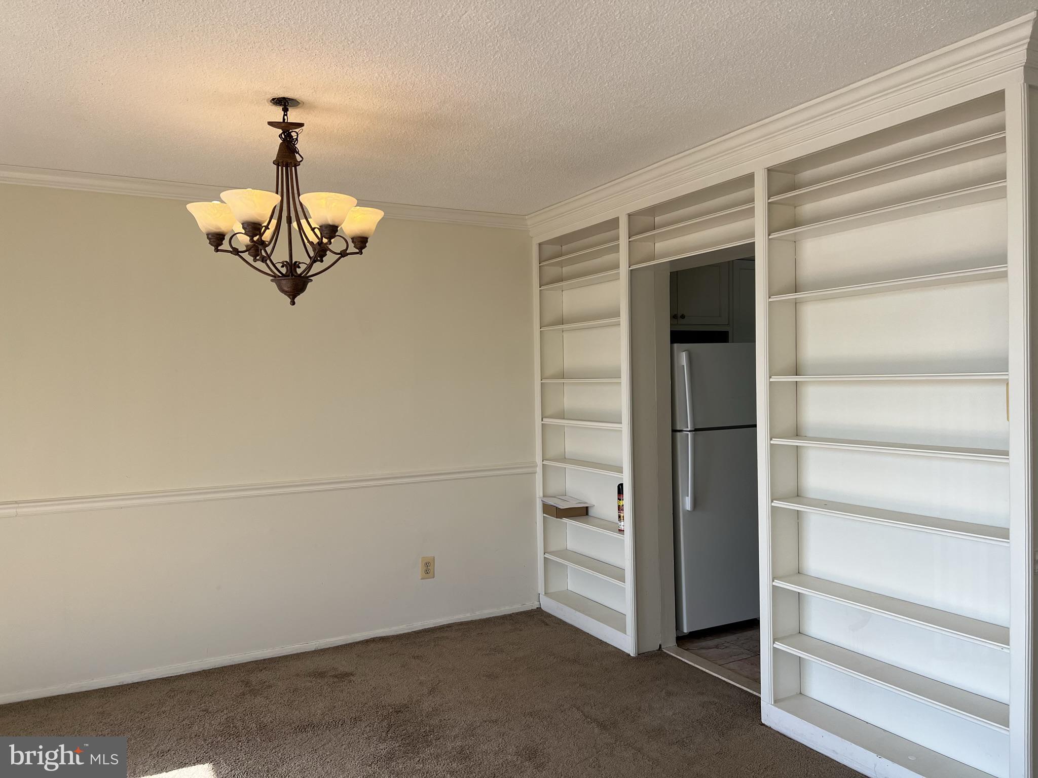 TOWERS IN WESTCHESTER PARK - Residential