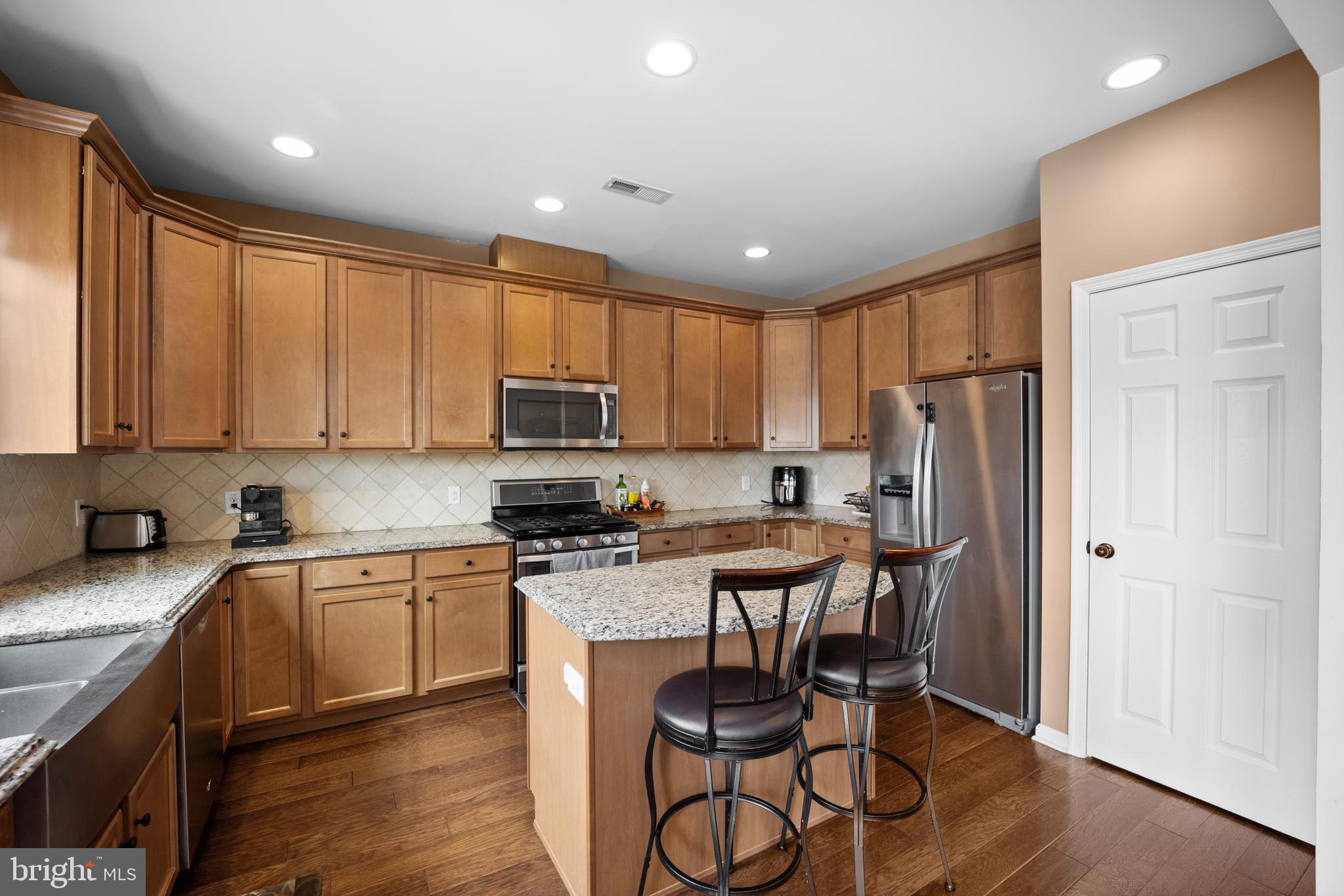 WARRINGTON POINTE - Residential Lease