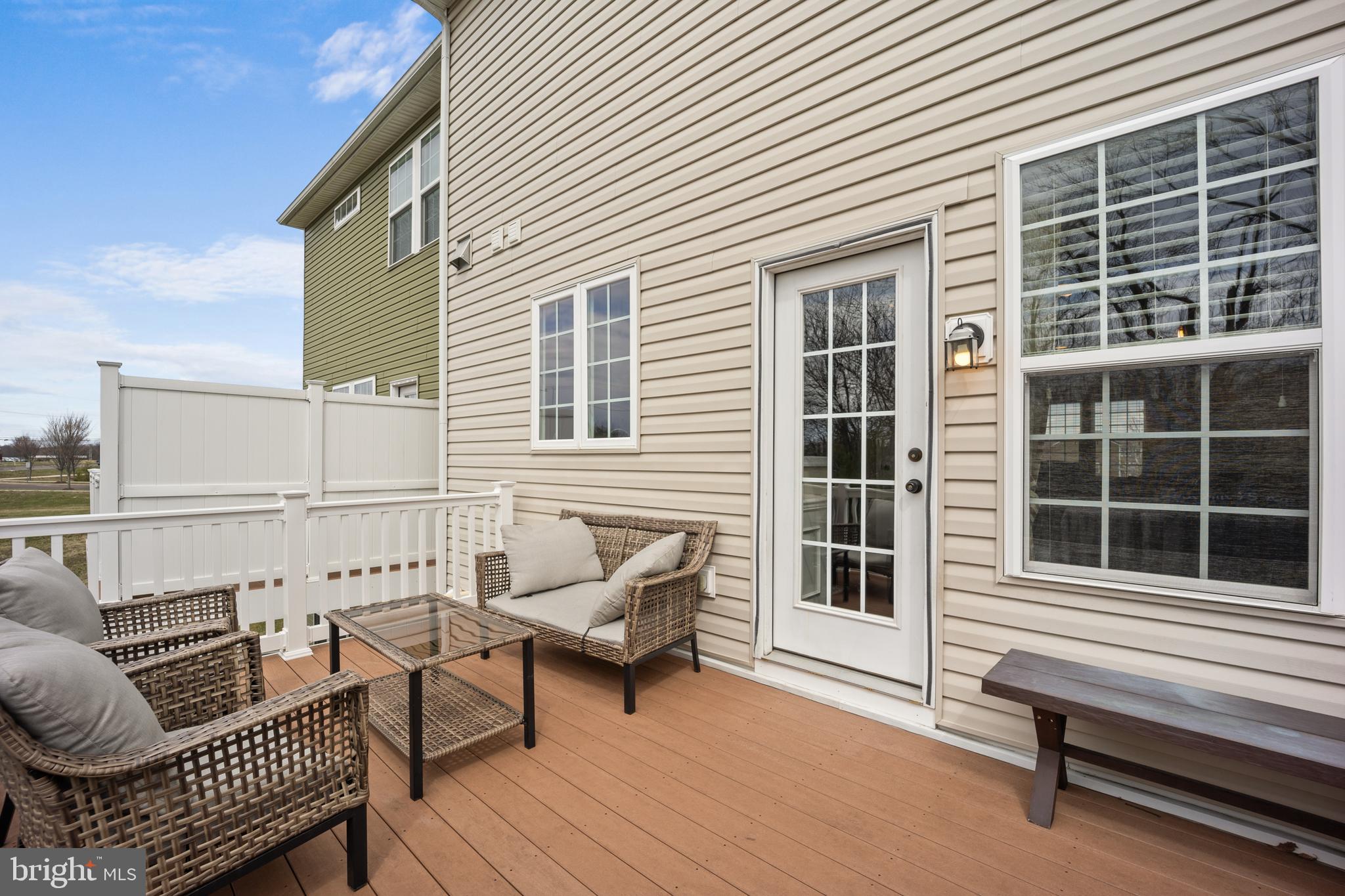 WARRINGTON POINTE - Residential Lease