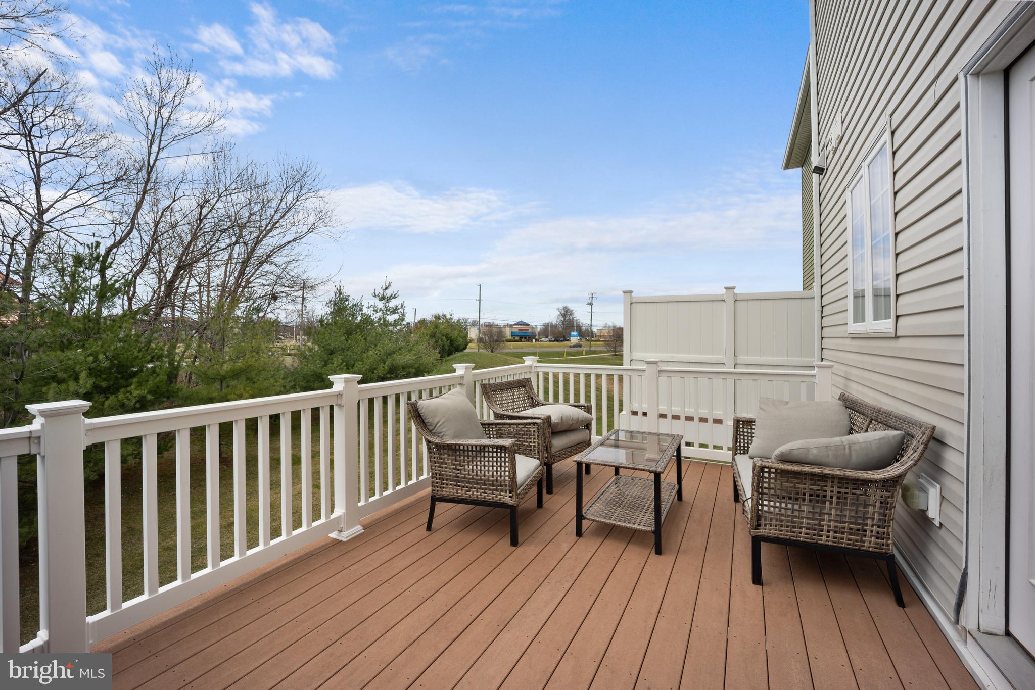 WARRINGTON POINTE - Residential Lease