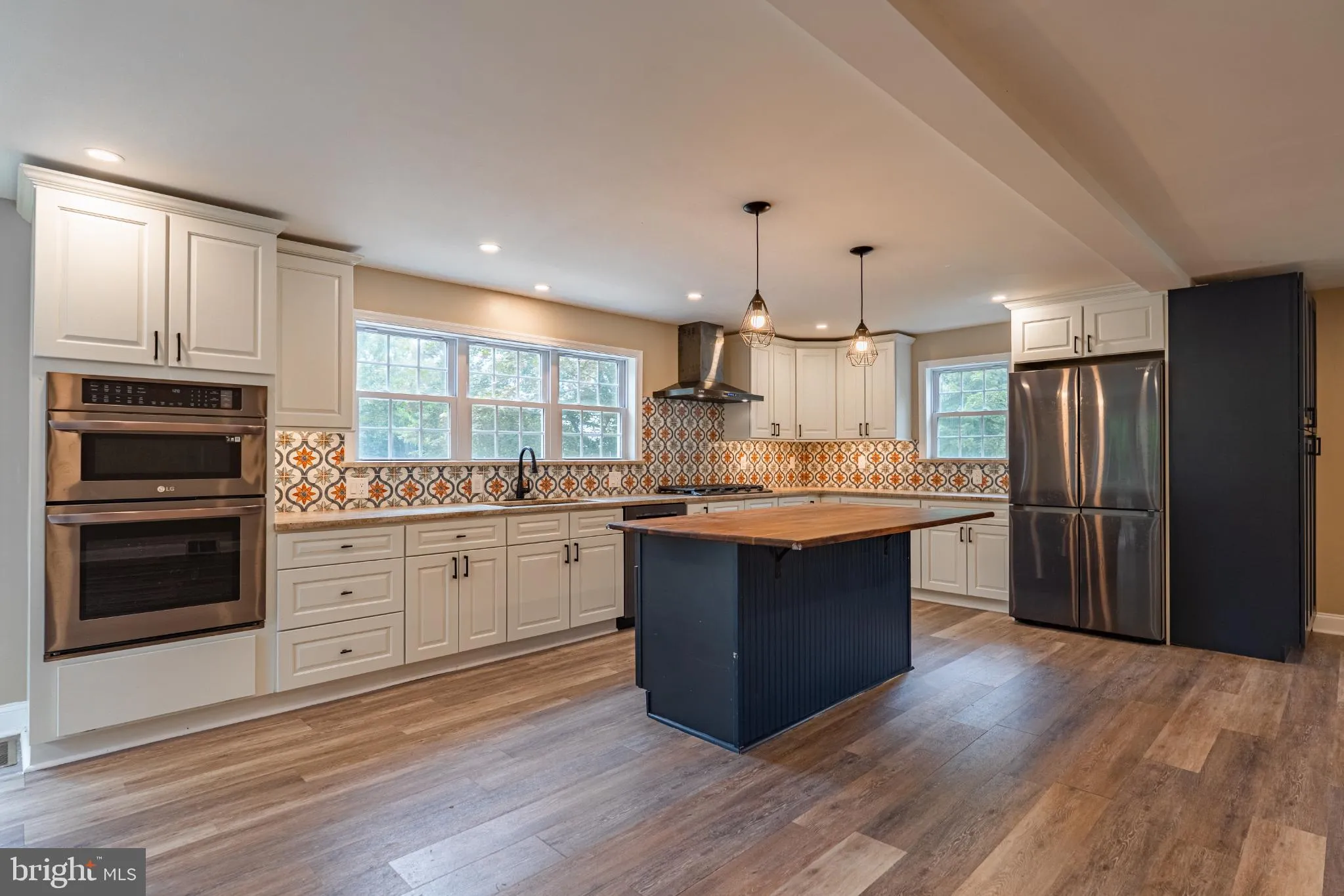 Flourtown, Pennsylvania 19031, United States, 3 Bedrooms Bedrooms, ,3 BathroomsBathrooms,Residential,Pending,194372