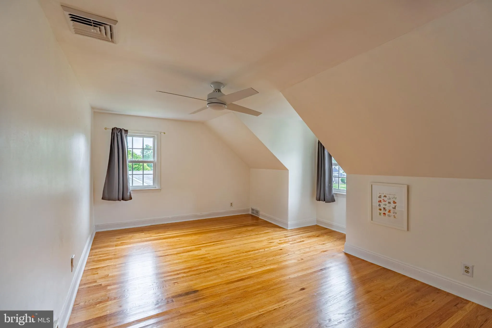 Flourtown, Pennsylvania 19031, United States, 3 Bedrooms Bedrooms, ,3 BathroomsBathrooms,Residential,Pending,194372