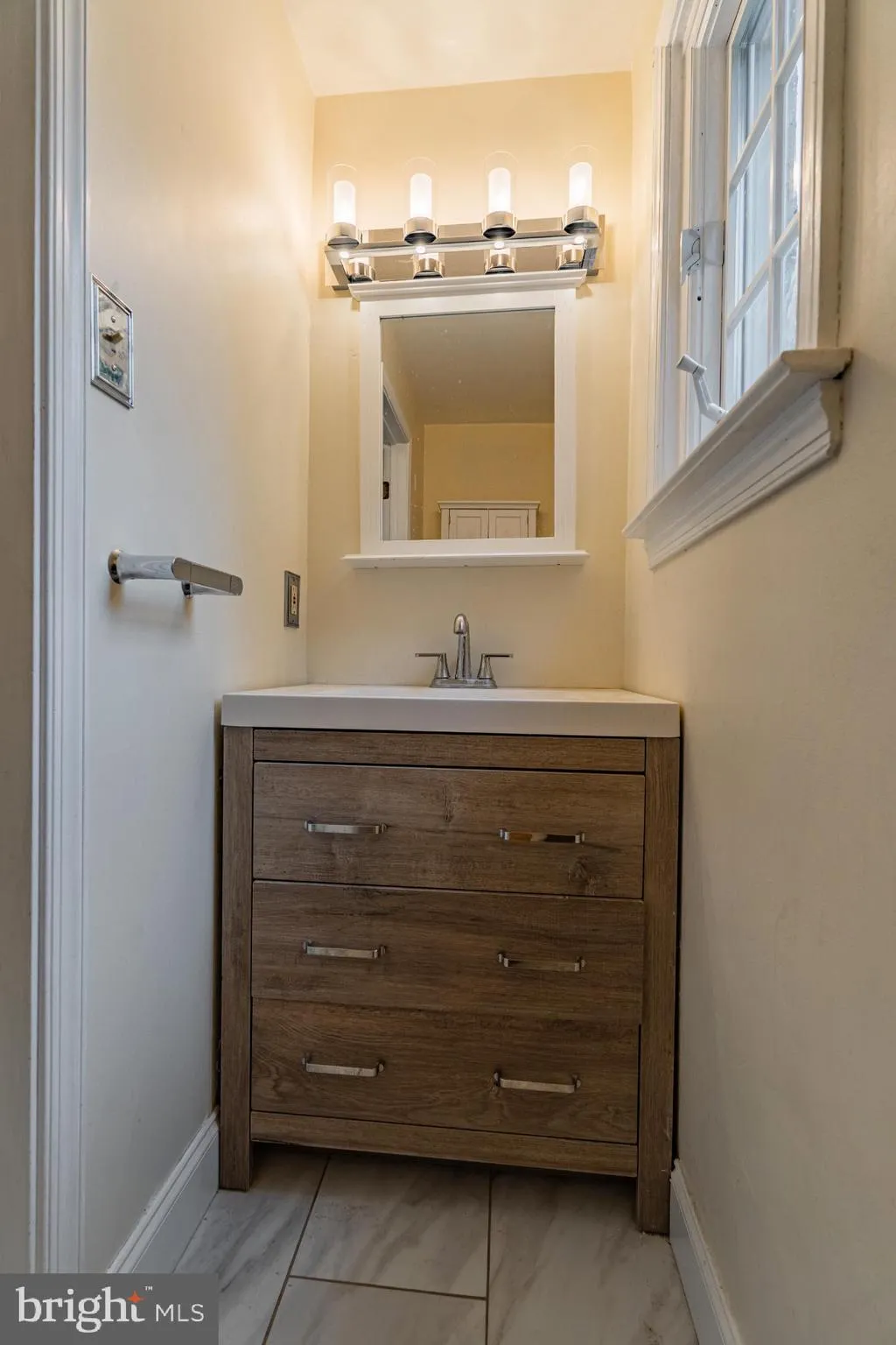 Flourtown, Pennsylvania 19031, United States, 3 Bedrooms Bedrooms, ,3 BathroomsBathrooms,Residential,Pending,194372