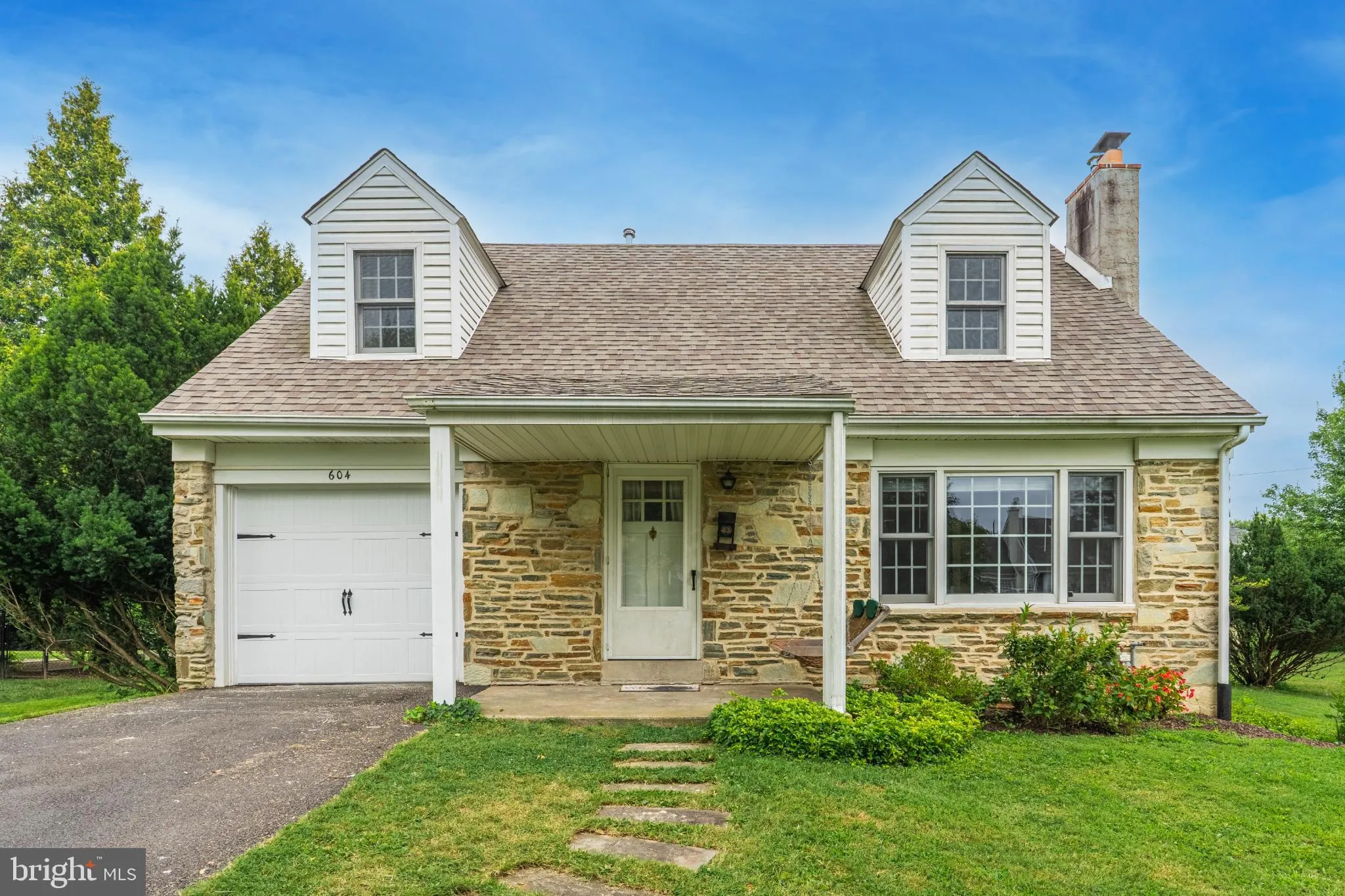 Flourtown, Pennsylvania 19031, United States, 3 Bedrooms Bedrooms, ,3 BathroomsBathrooms,Residential,Pending,194372