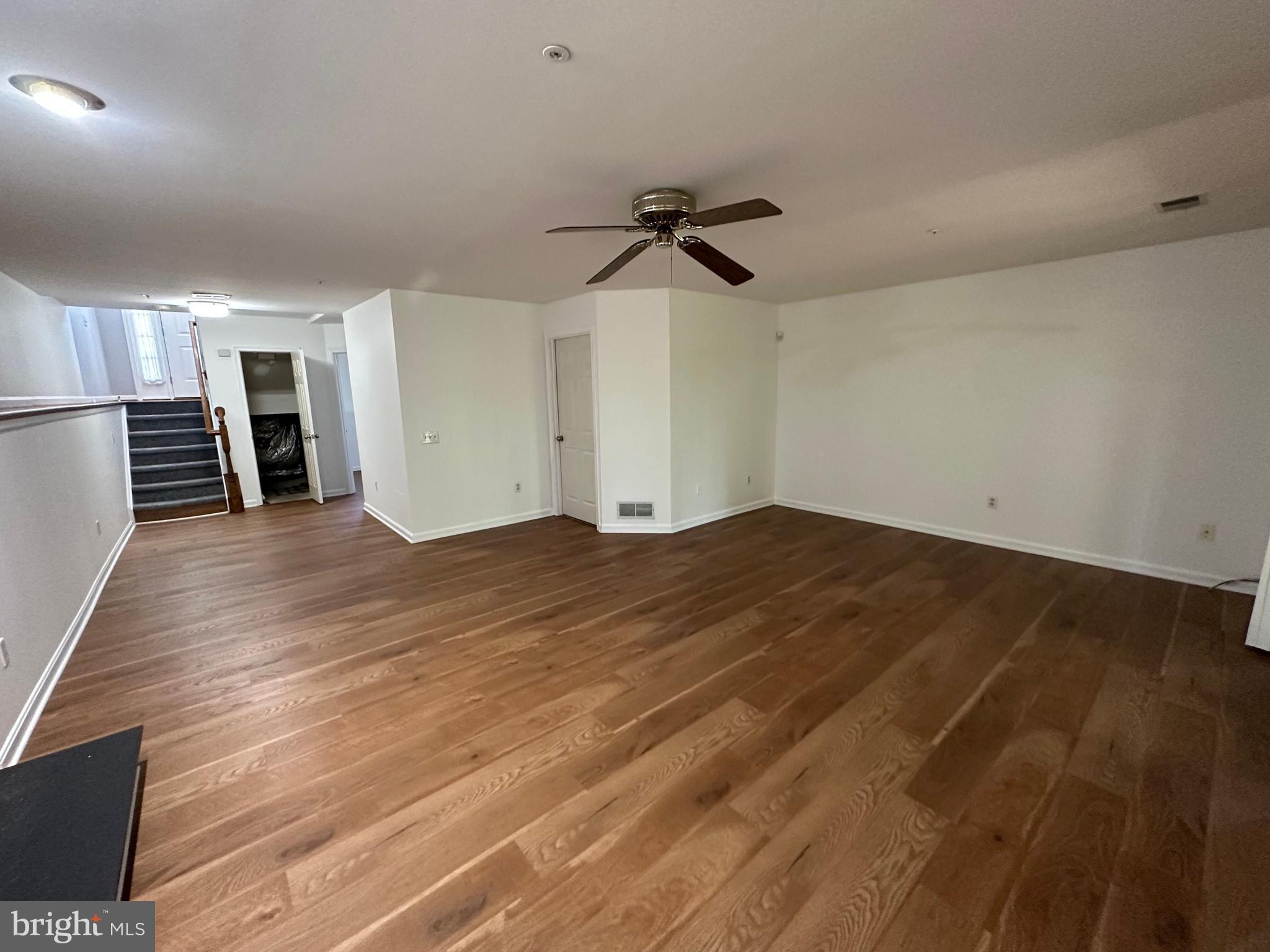 SEVEN OAKS - Residential Lease