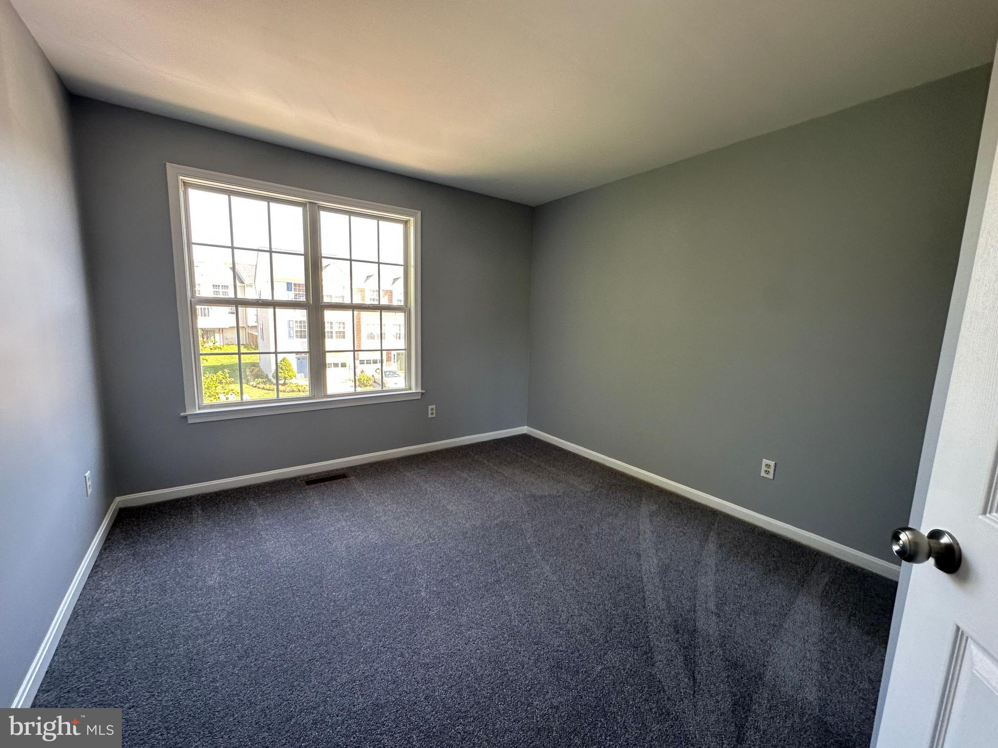 SEVEN OAKS - Residential Lease