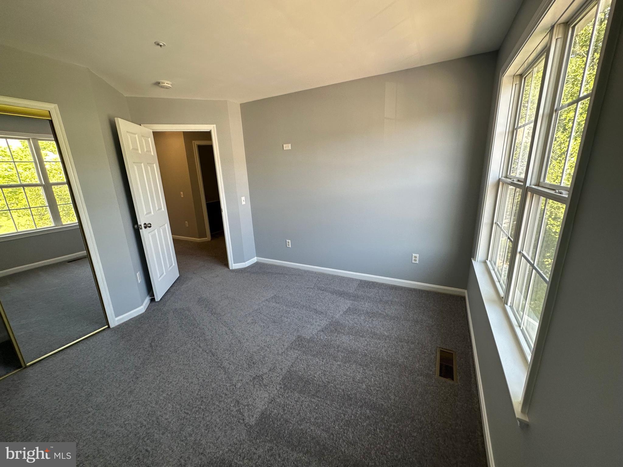 SEVEN OAKS - Residential Lease