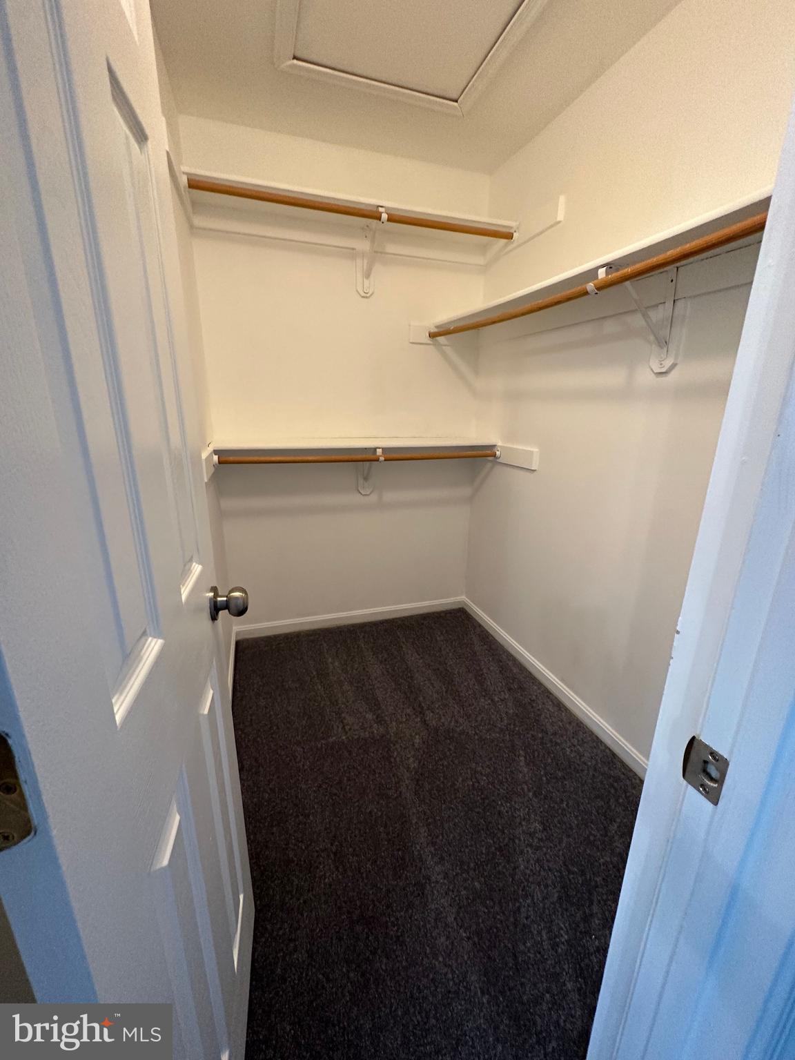 SEVEN OAKS - Residential Lease