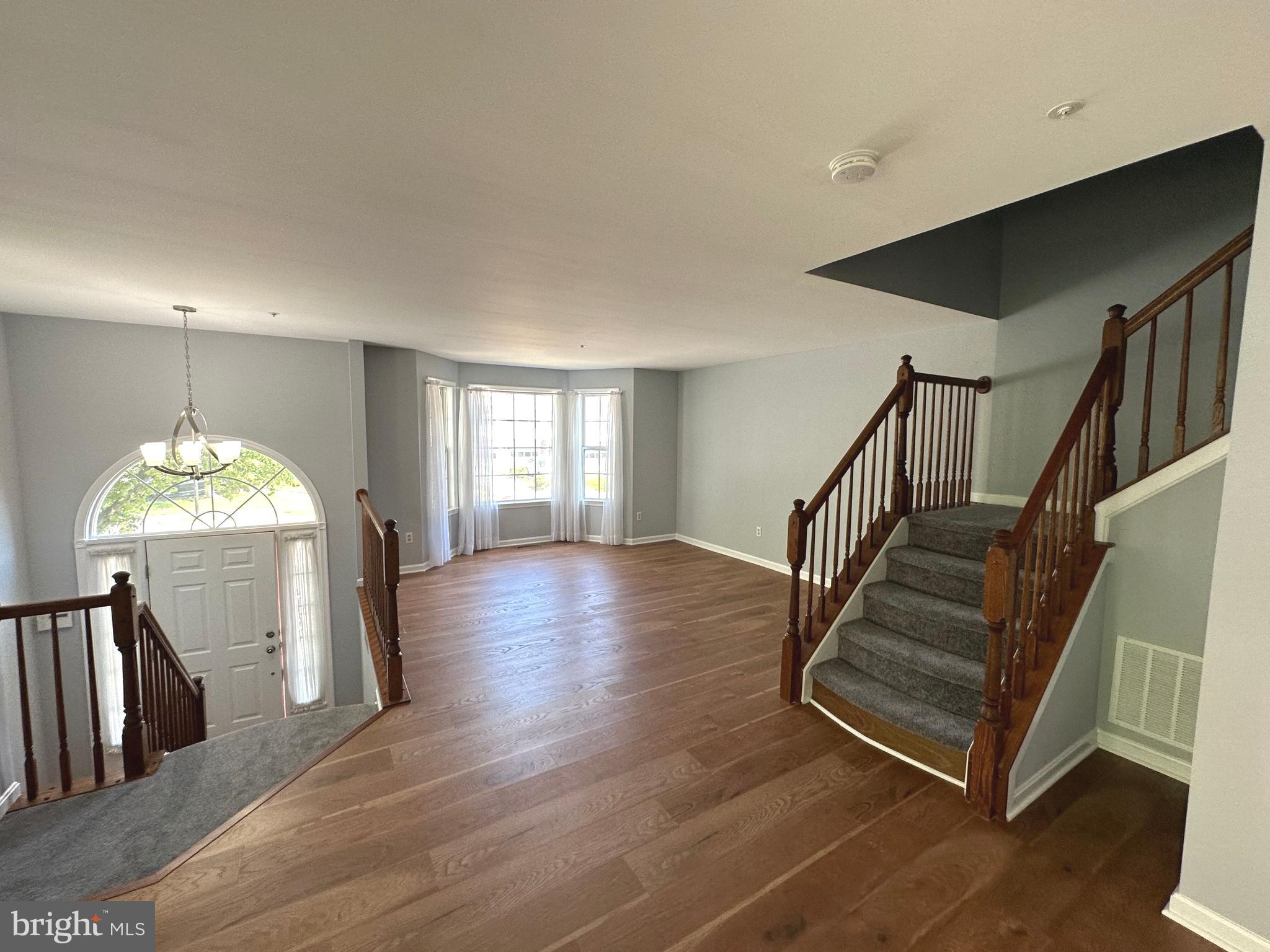 SEVEN OAKS - Residential Lease