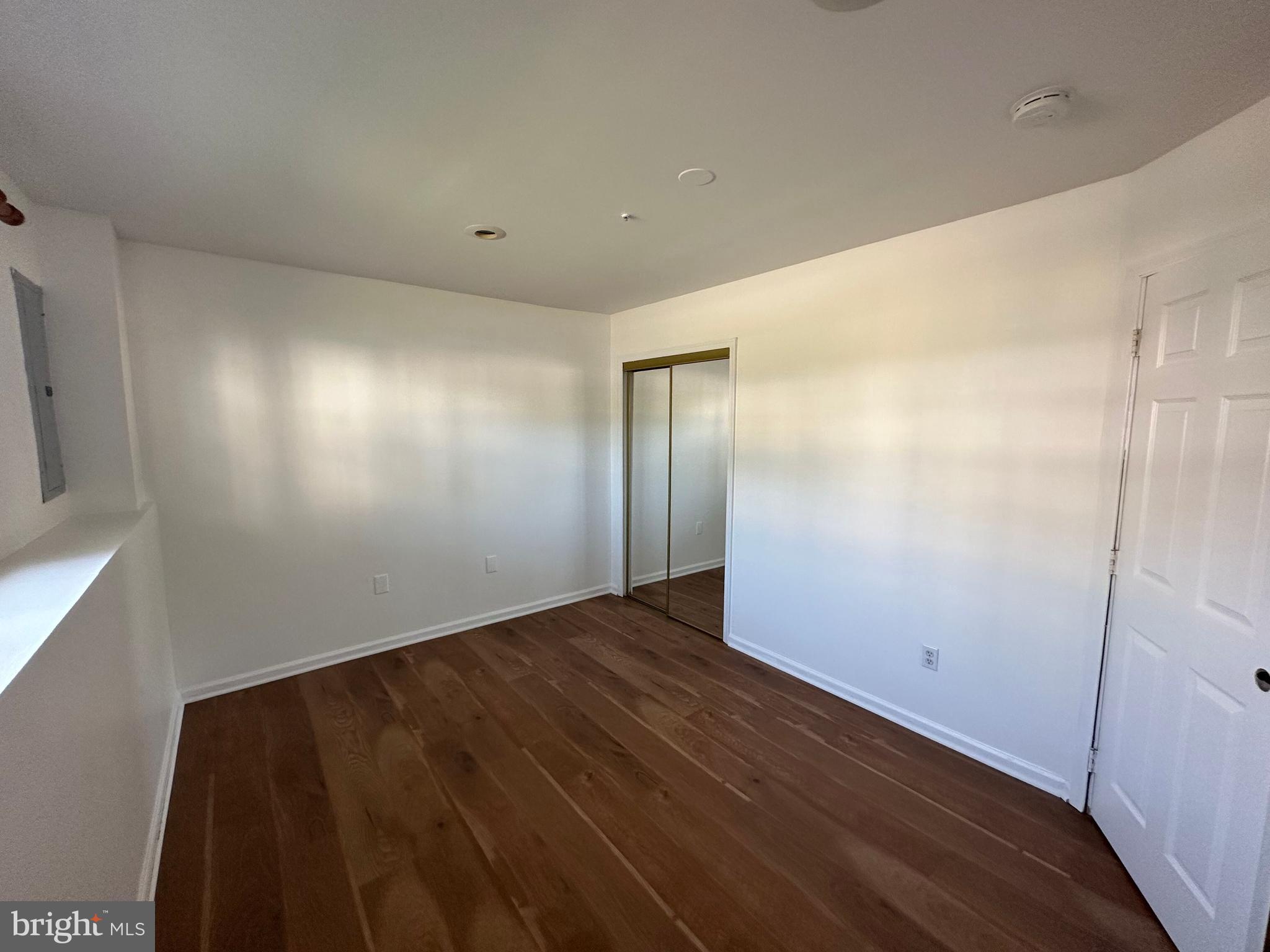 SEVEN OAKS - Residential Lease