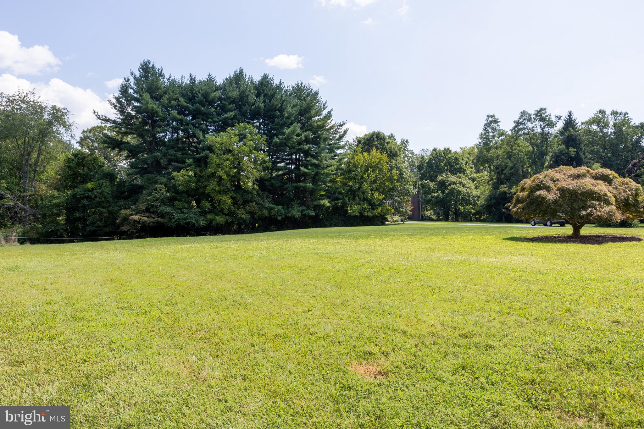 LONG GREEN MANOR - Residential