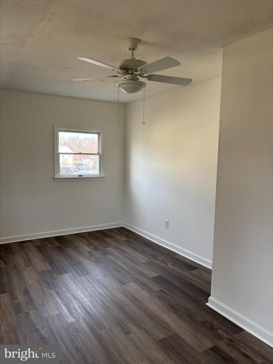 MEADOWVIEW - Residential