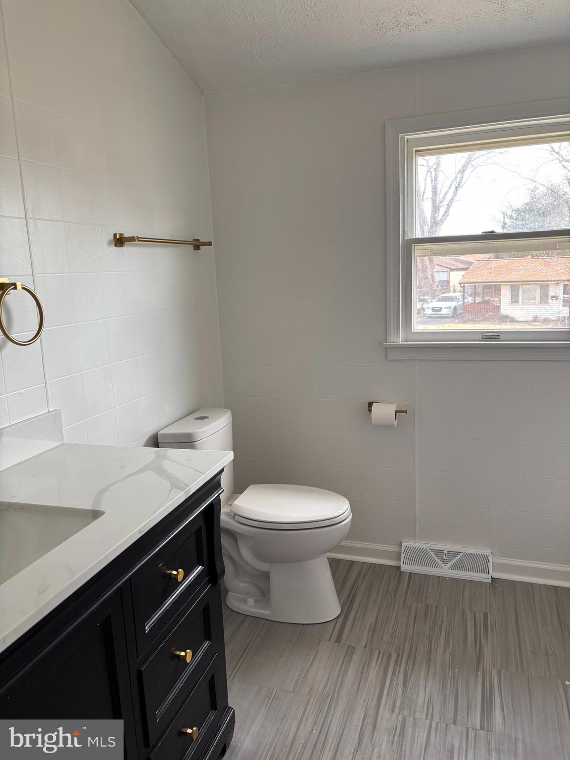 MEADOWVIEW - Residential