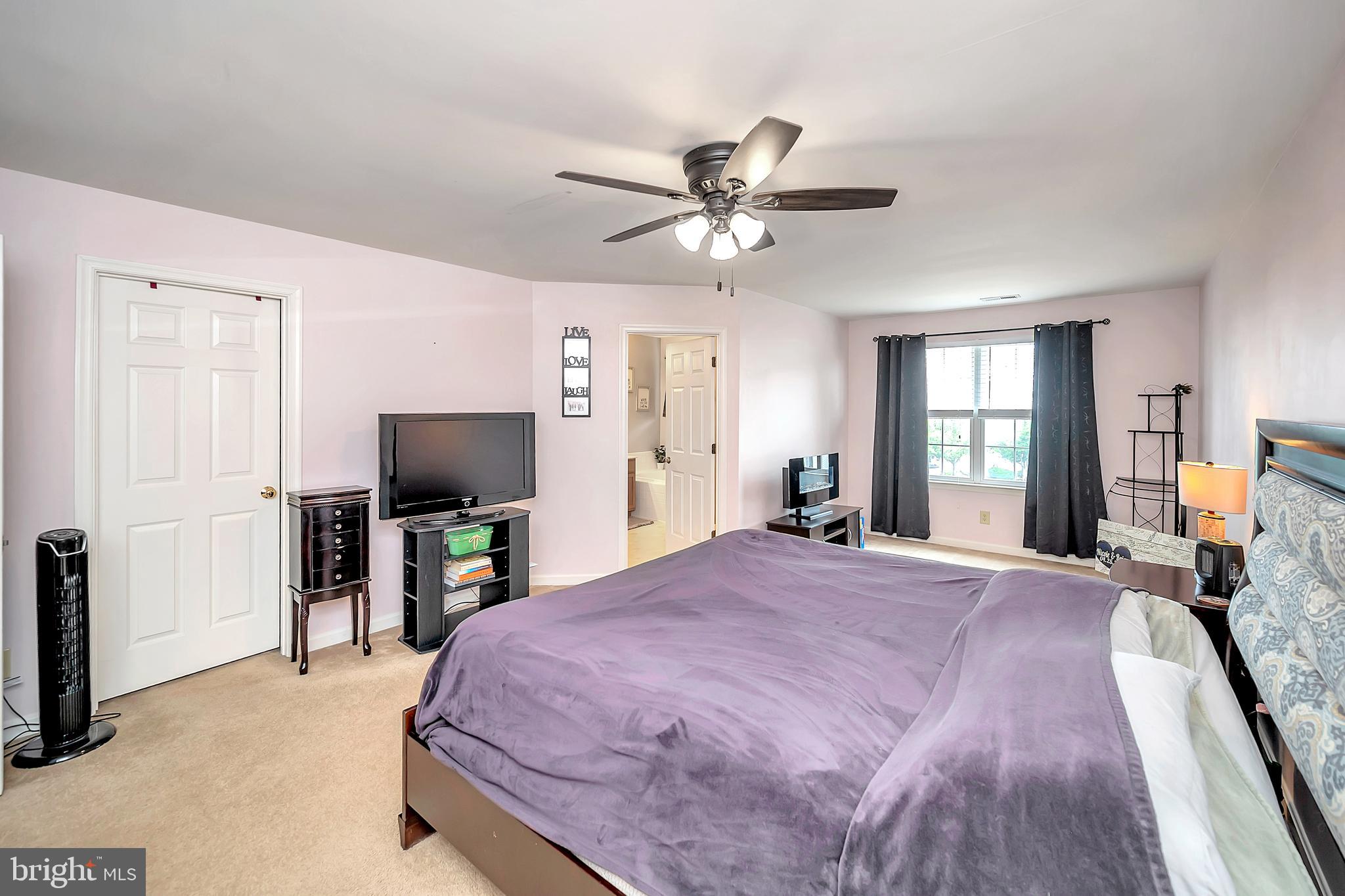 SALEM FIELDS - Residential