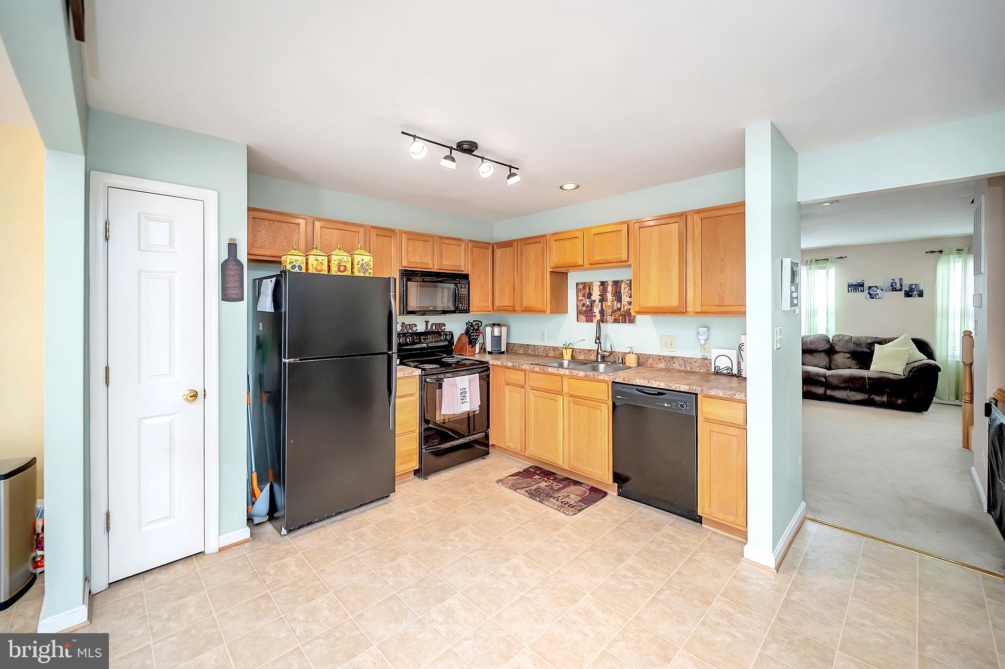 SALEM FIELDS - Residential