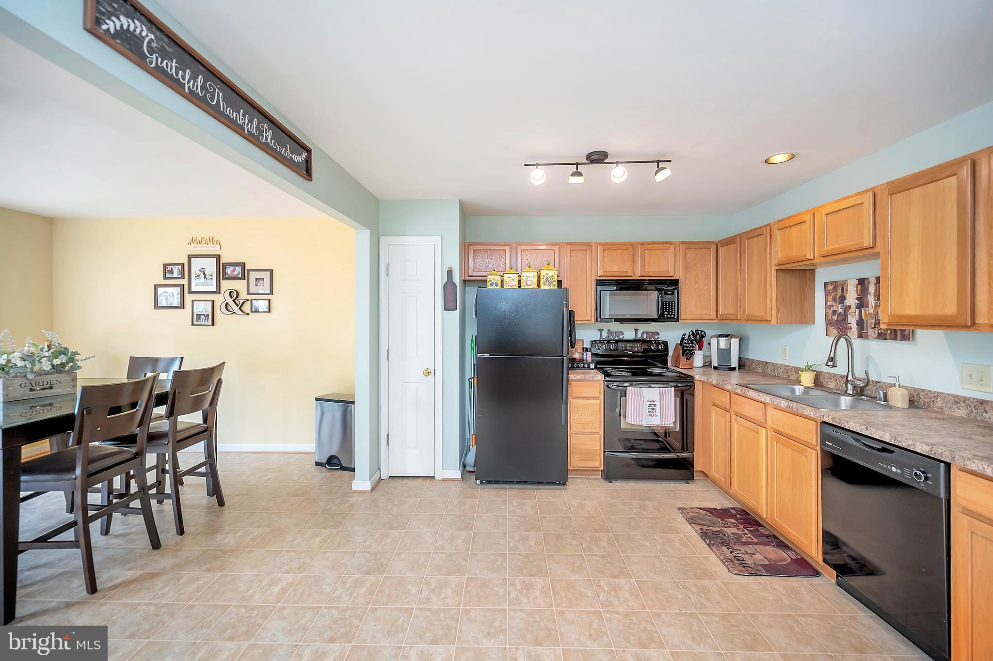 SALEM FIELDS - Residential