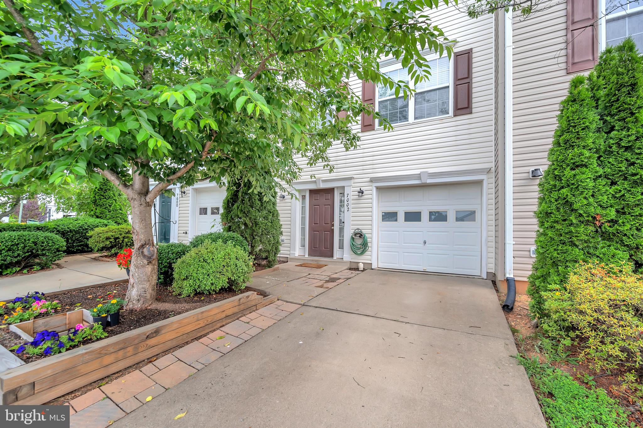 SALEM FIELDS - Residential