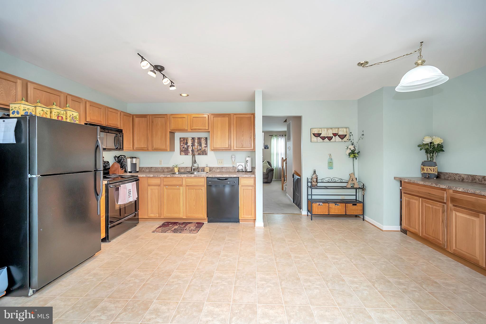 SALEM FIELDS - Residential