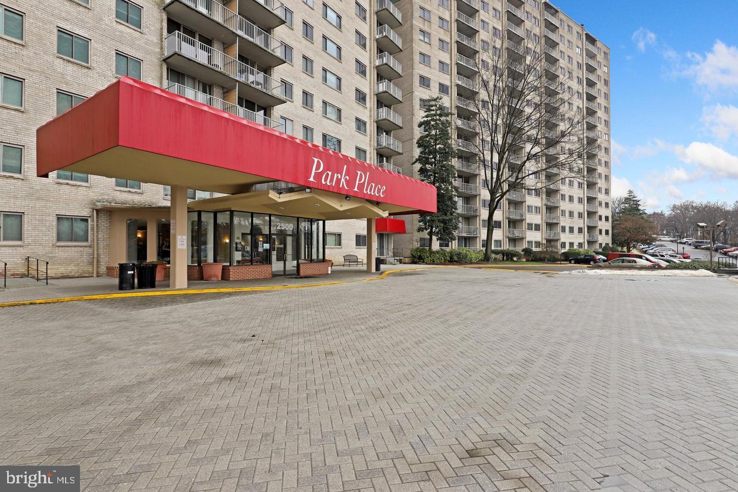 PARK PLACE - Residential Lease