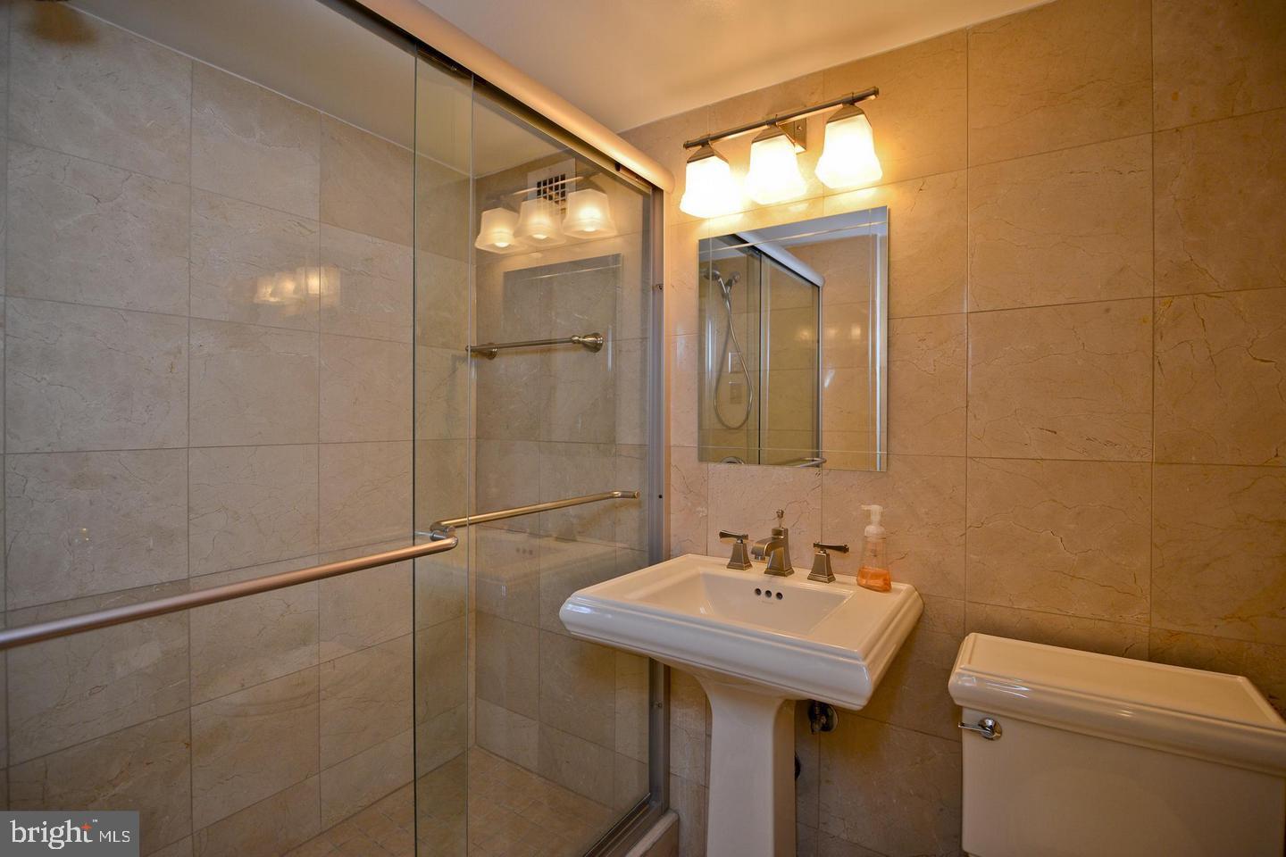 PARK PLACE - Residential Lease