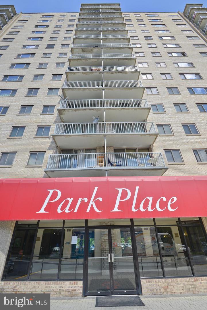 PARK PLACE - Residential Lease