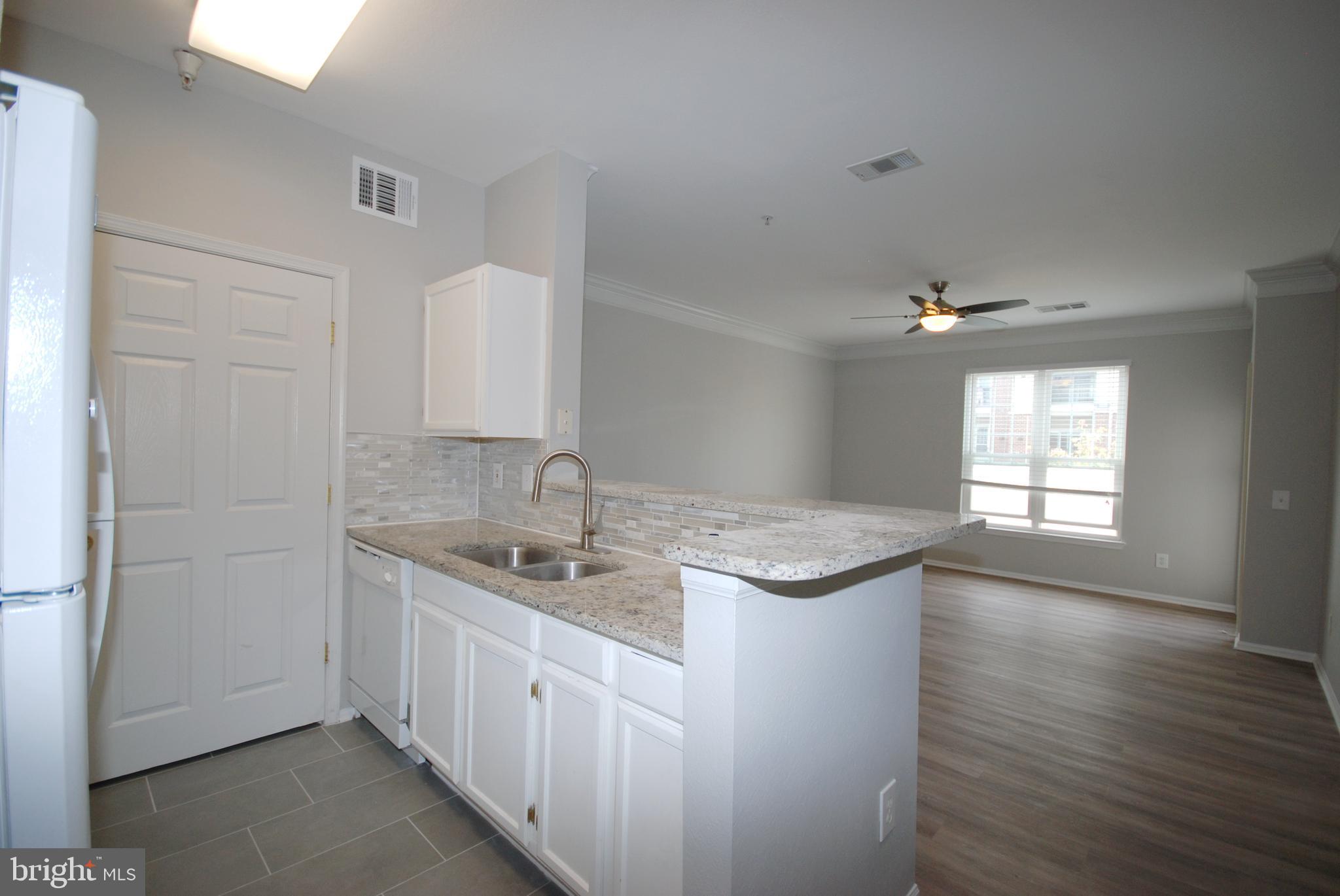 GATES OF MCLEAN - Residential