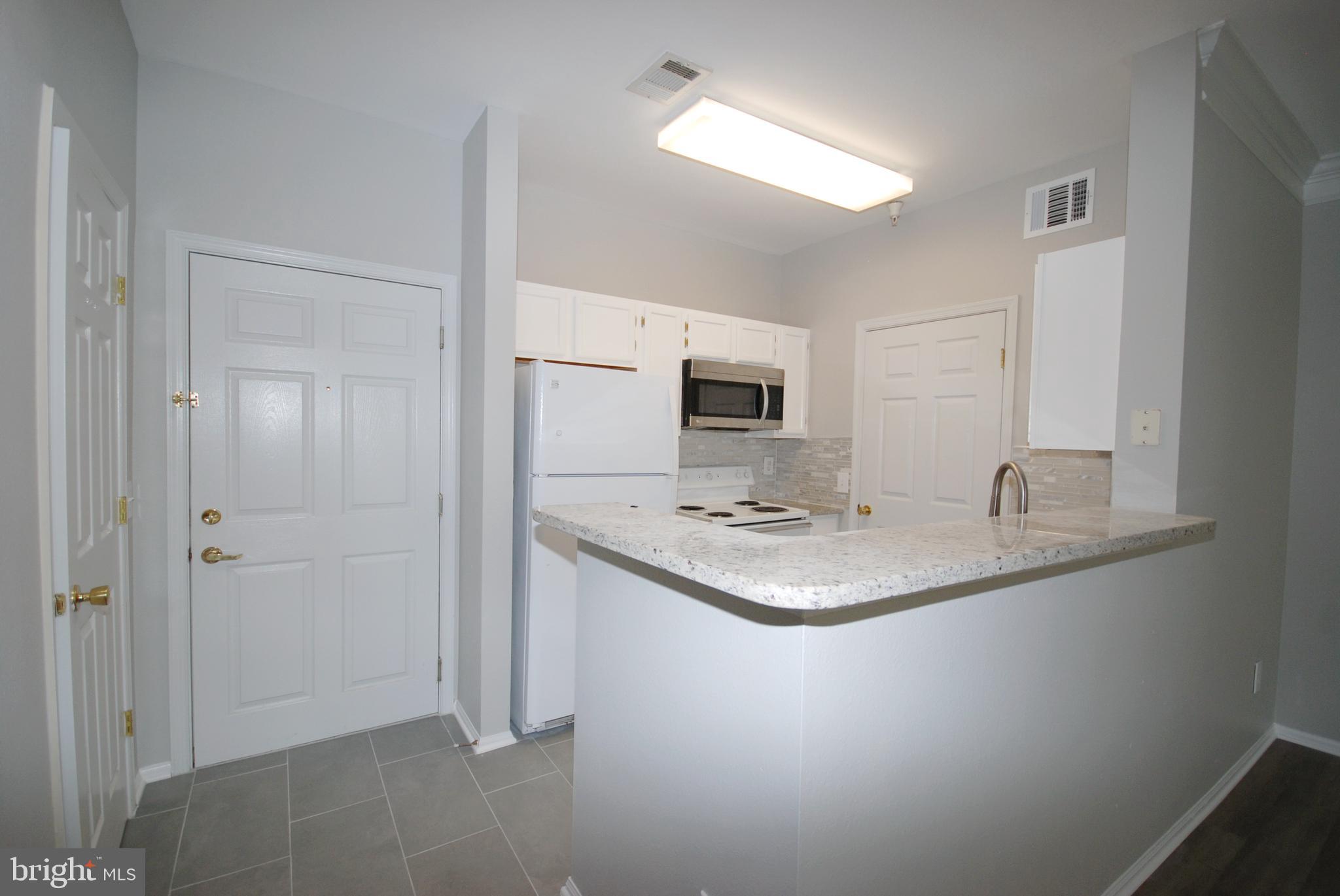 GATES OF MCLEAN - Residential