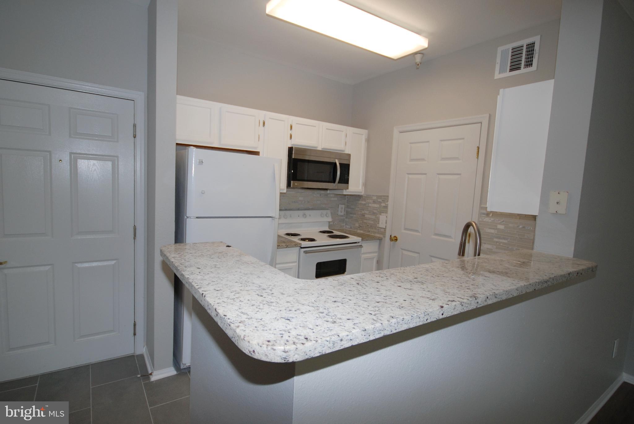 GATES OF MCLEAN - Residential