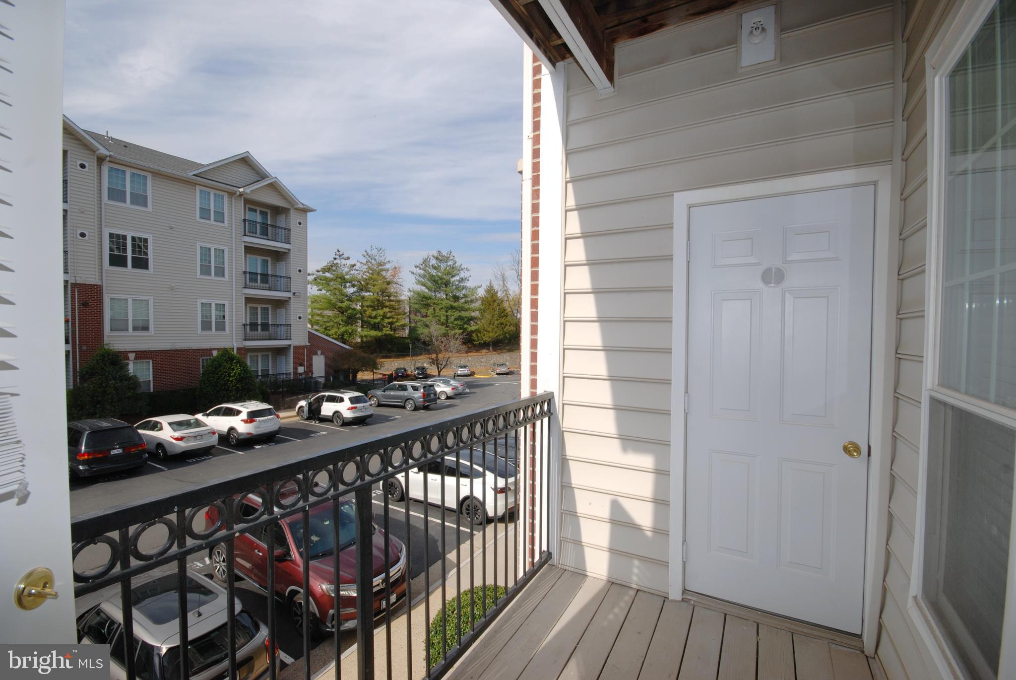 GATES OF MCLEAN - Residential