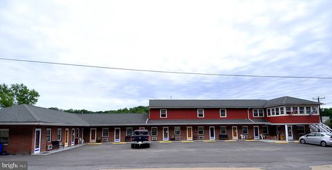 268 WILKES 11 BERKELEY SPRINGS WV 25411