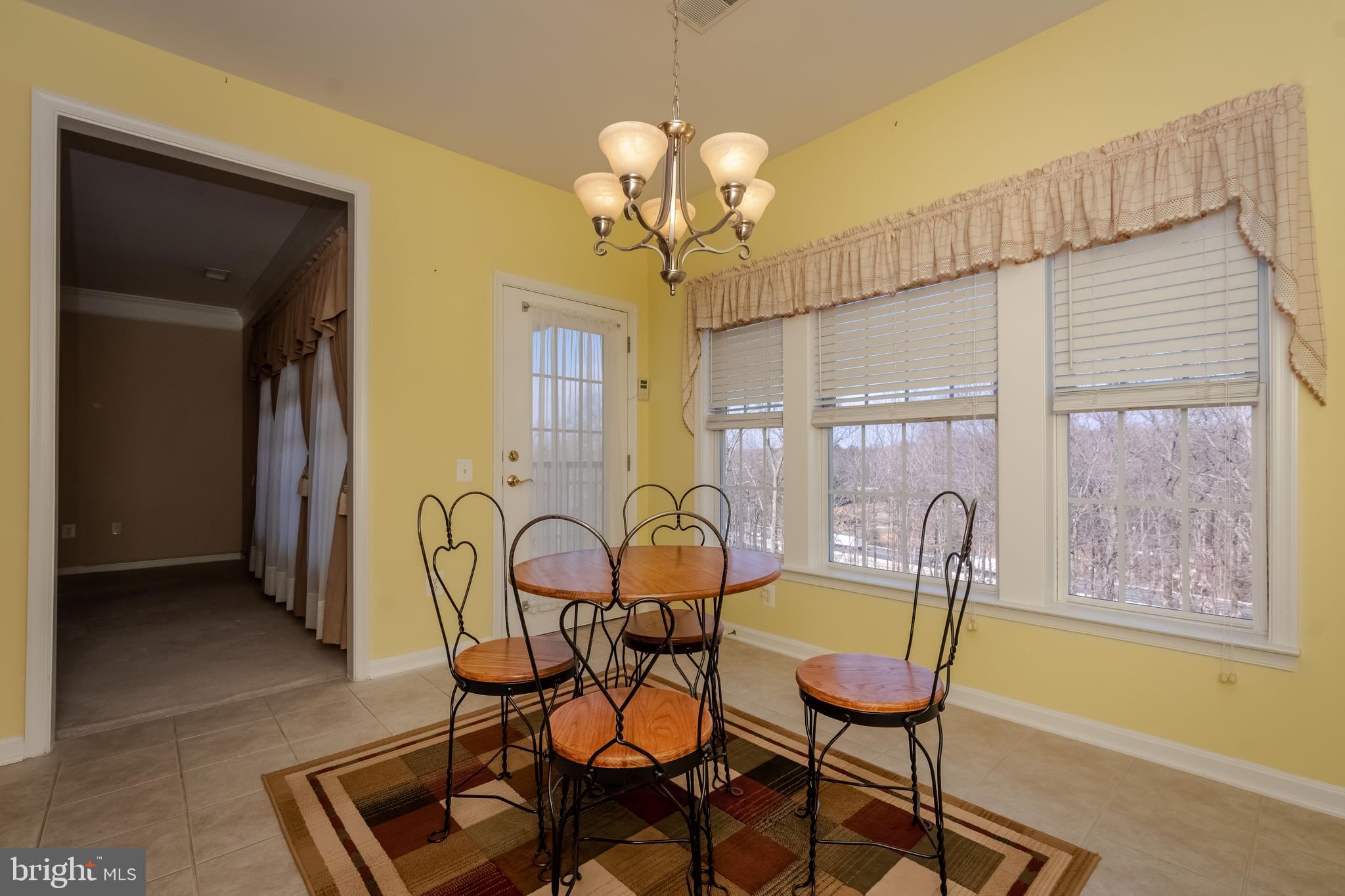 FOREST VIEW - Residential