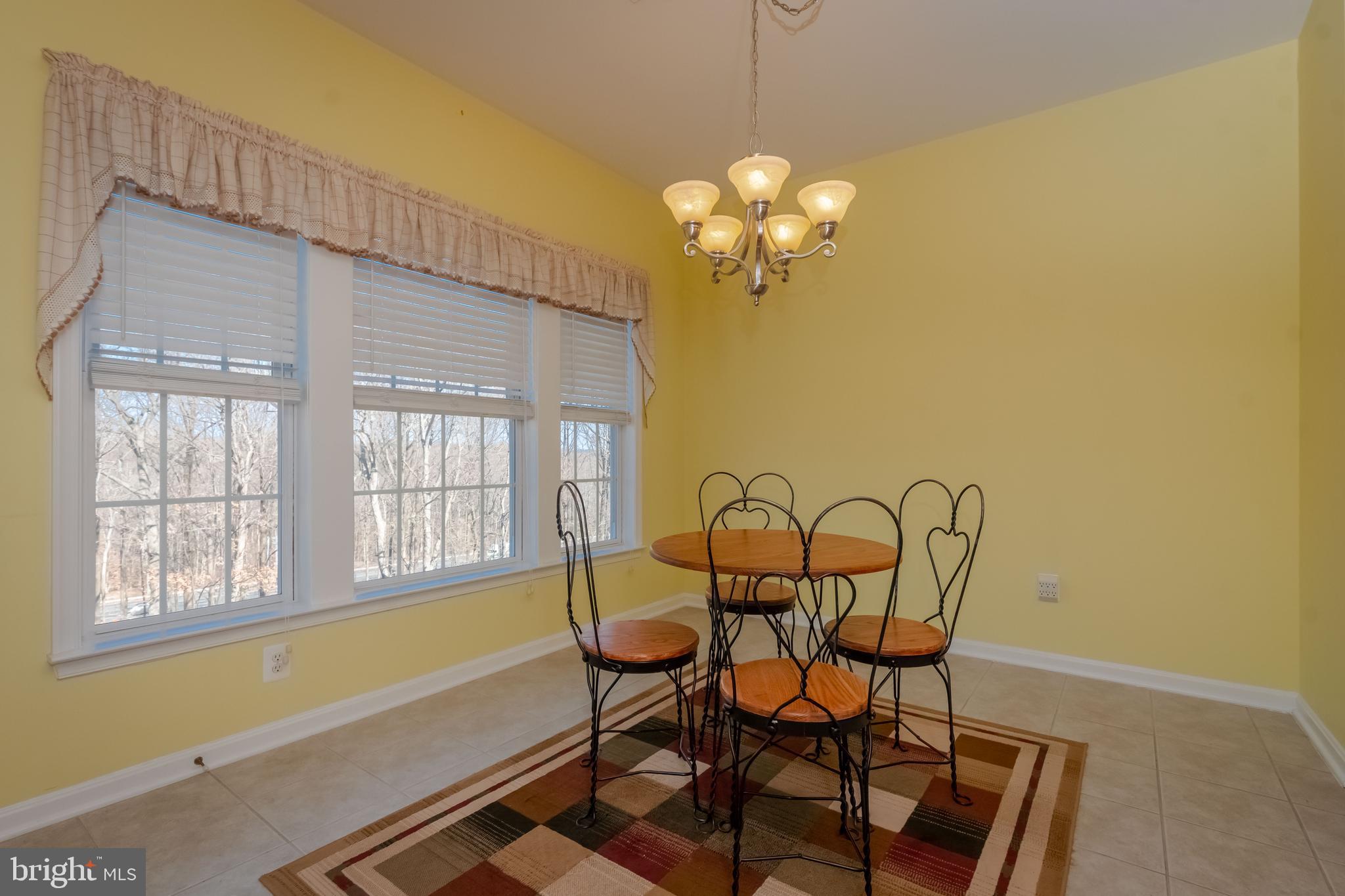 FOREST VIEW - Residential