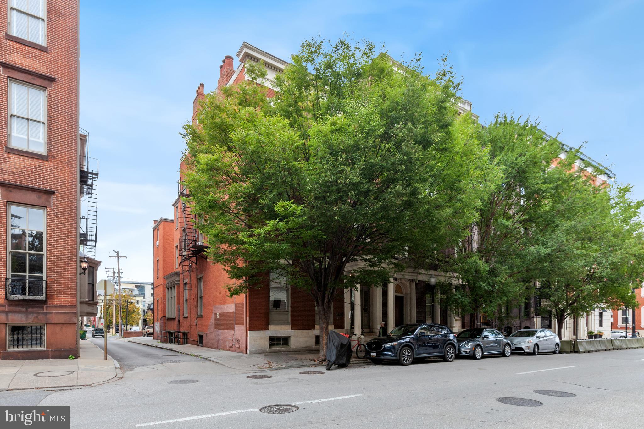 MOUNT VERNON PLACE HISTORIC DISTRICT - Commercial Sale