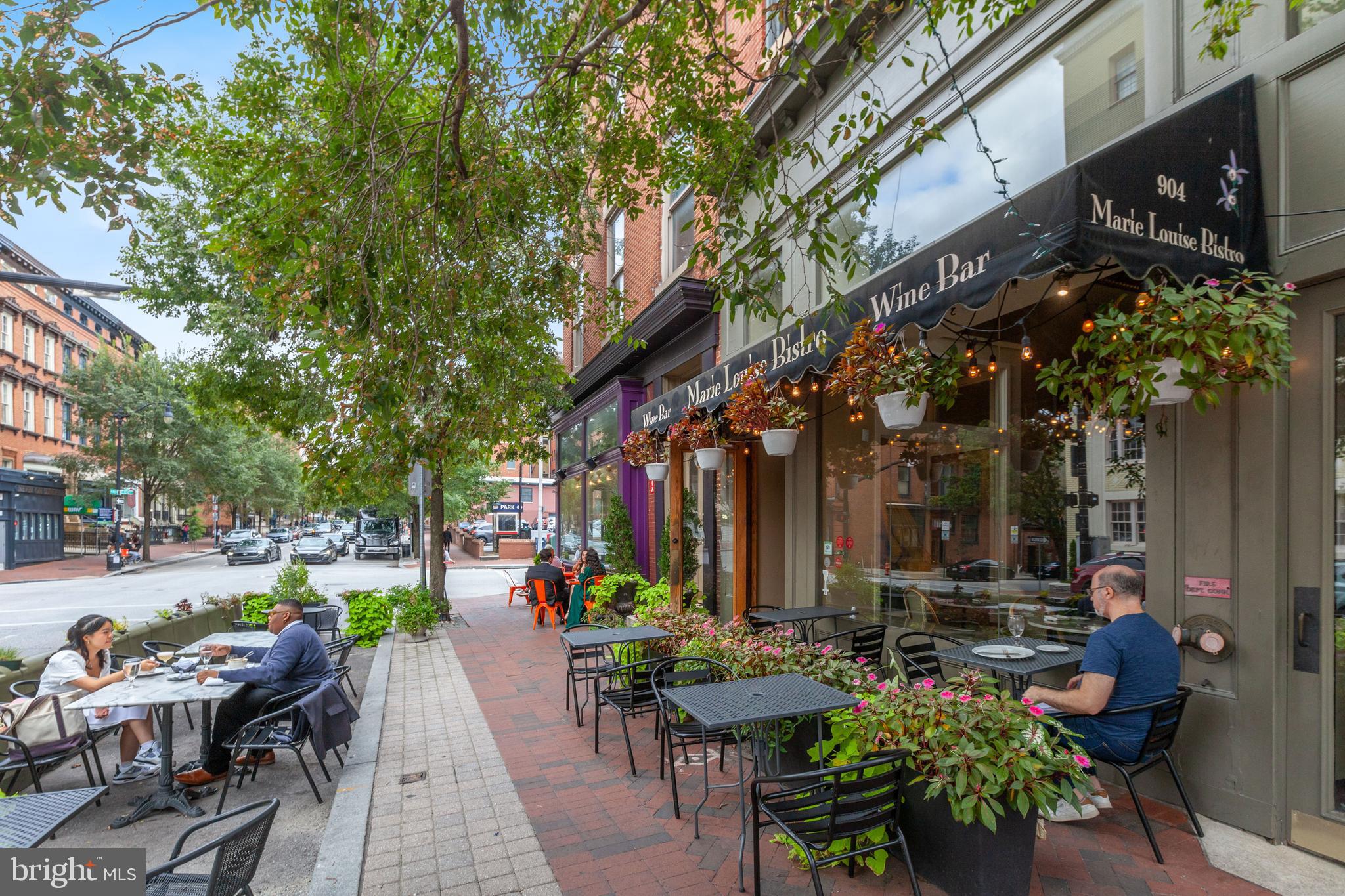 MOUNT VERNON PLACE HISTORIC DISTRICT - Commercial Sale