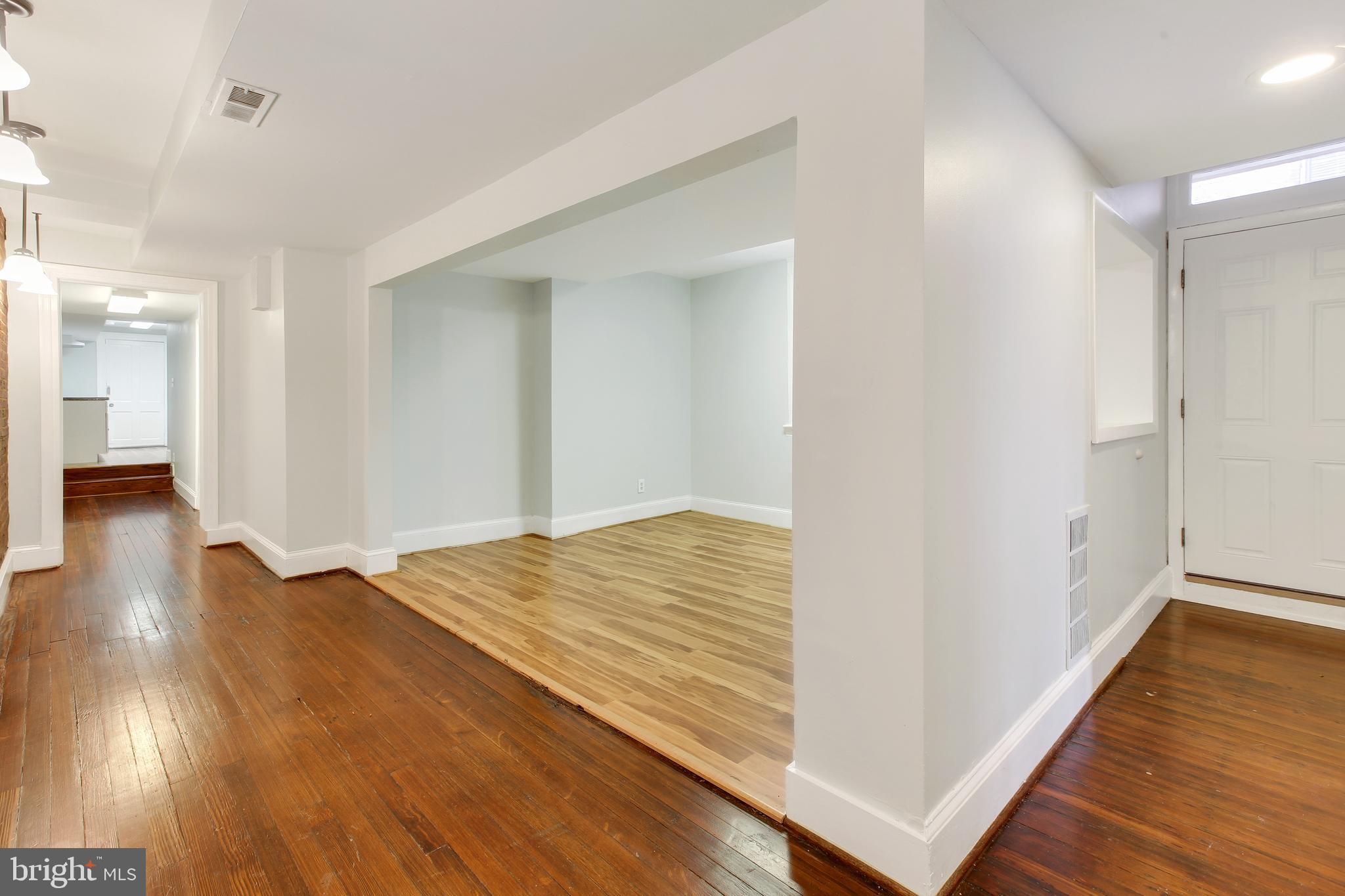 MOUNT VERNON PLACE HISTORIC DISTRICT - Commercial Sale