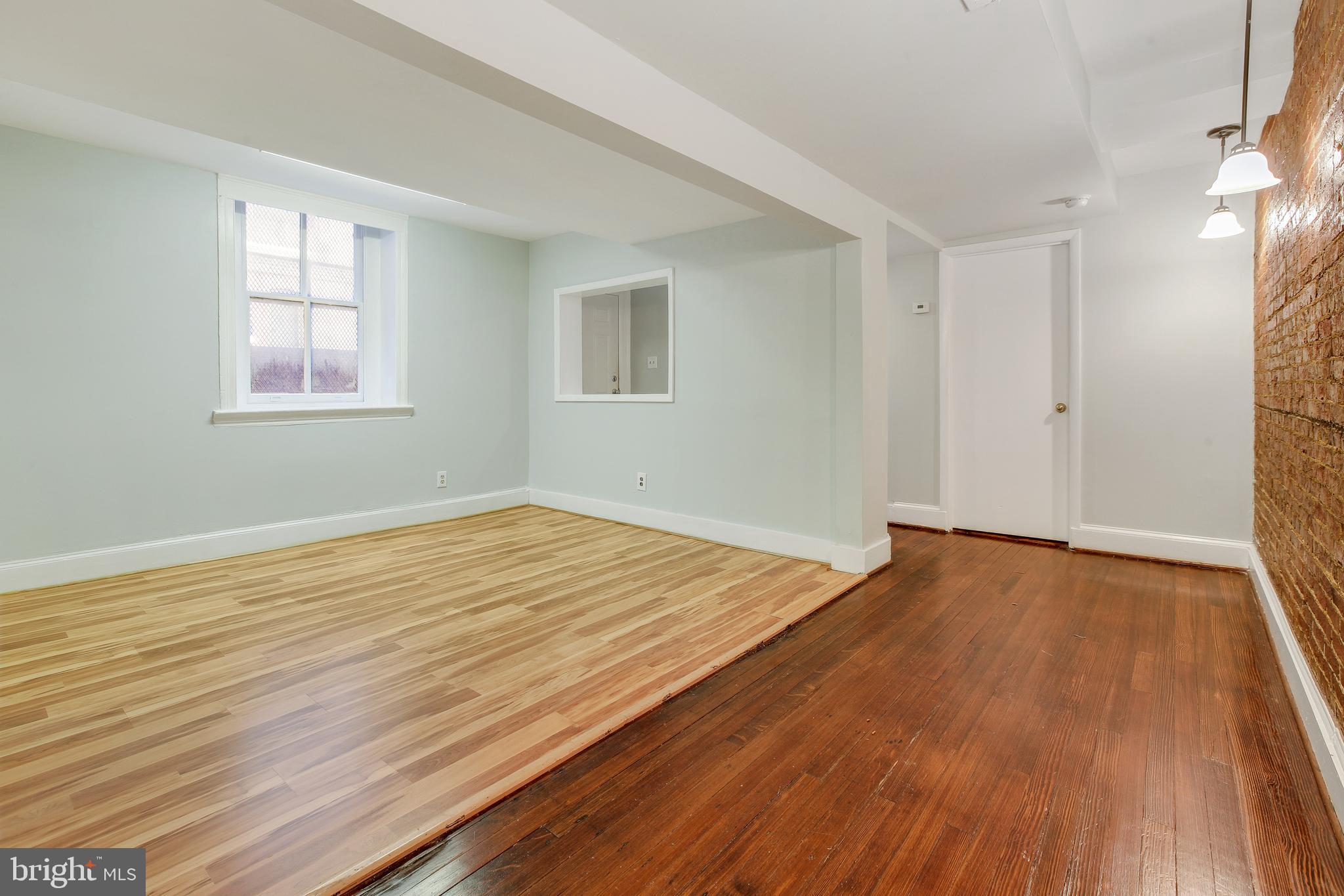 MOUNT VERNON PLACE HISTORIC DISTRICT - Commercial Sale