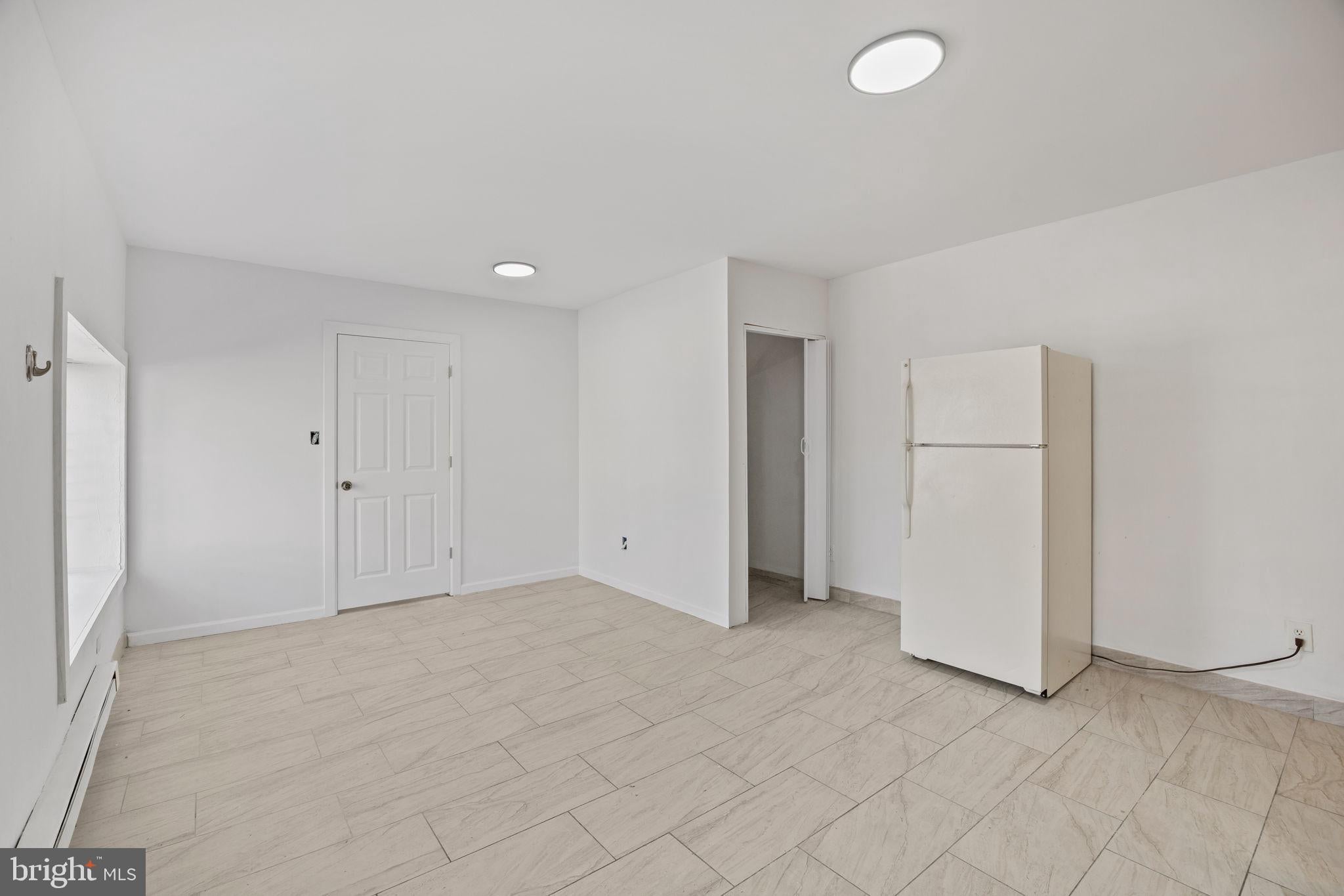 1301 W VENANGO STREET 00